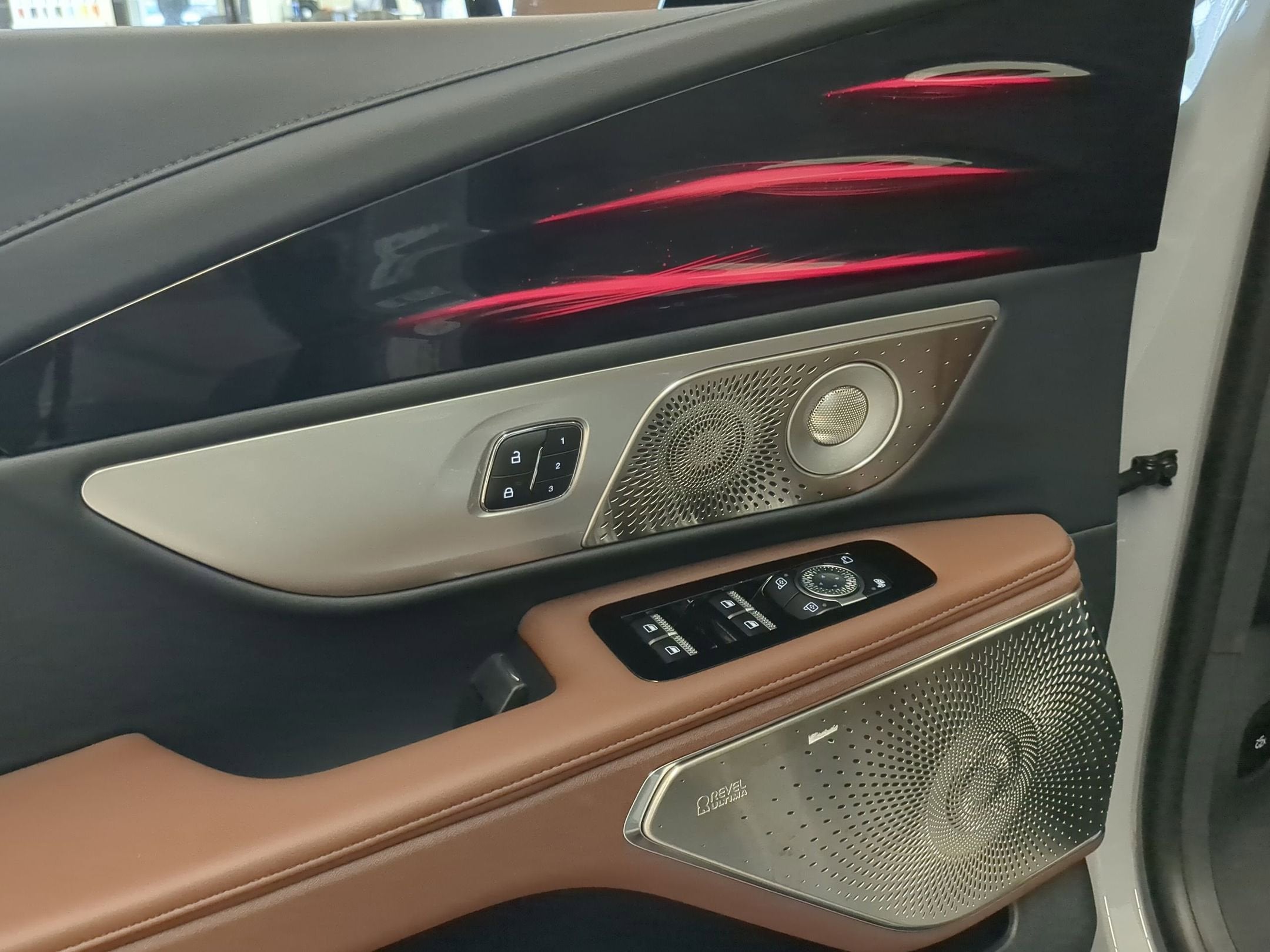 2026 Lincoln Nautilus Reserve Hybrid