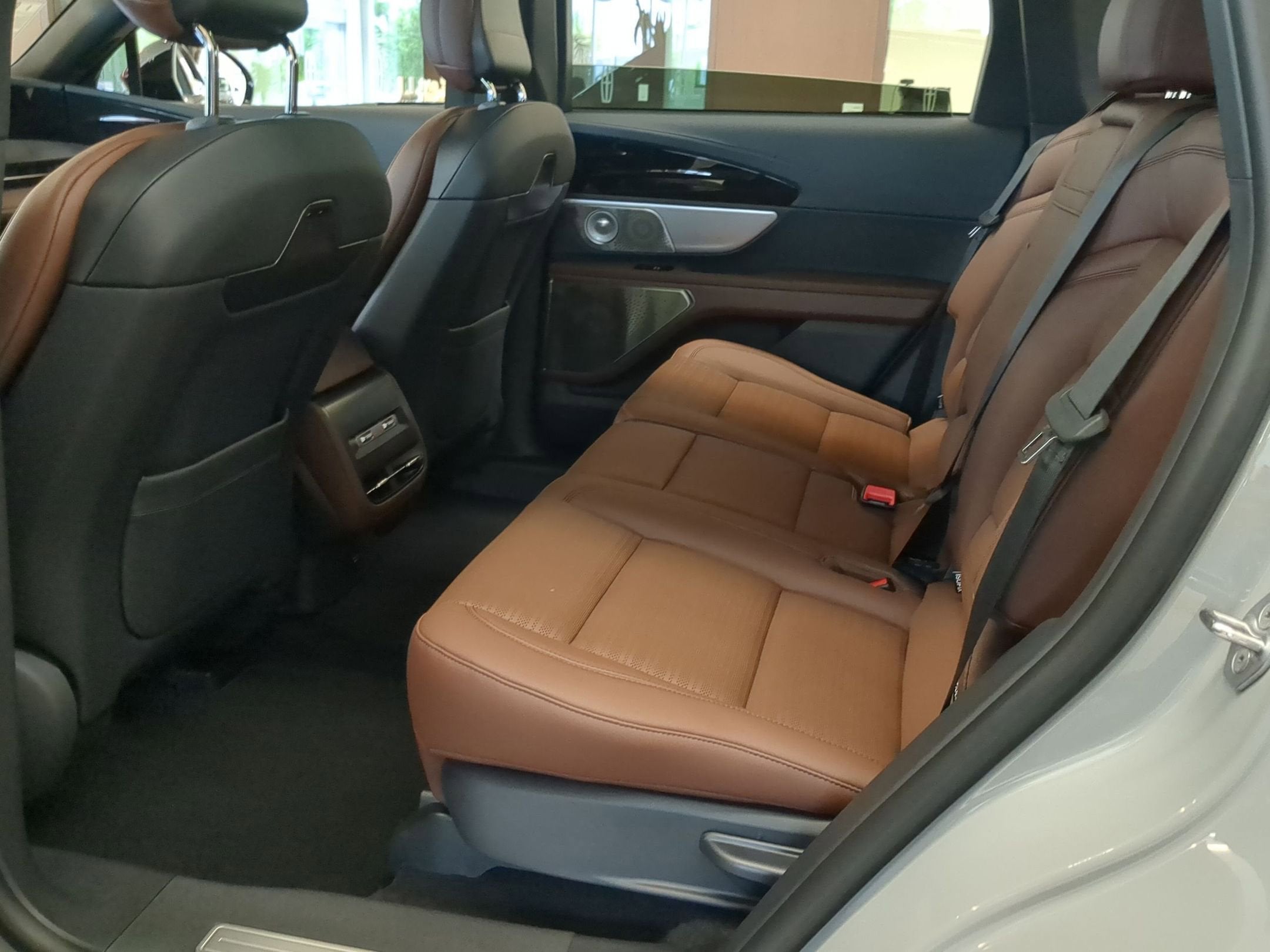 2026 Lincoln Nautilus Reserve Hybrid