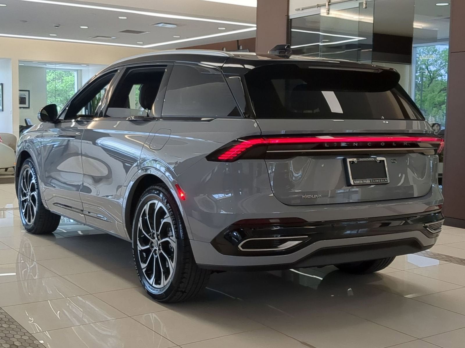 2026 Lincoln Nautilus Reserve Hybrid