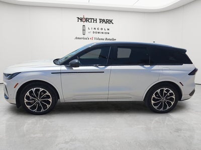 2024 Lincoln Nautilus Reserve