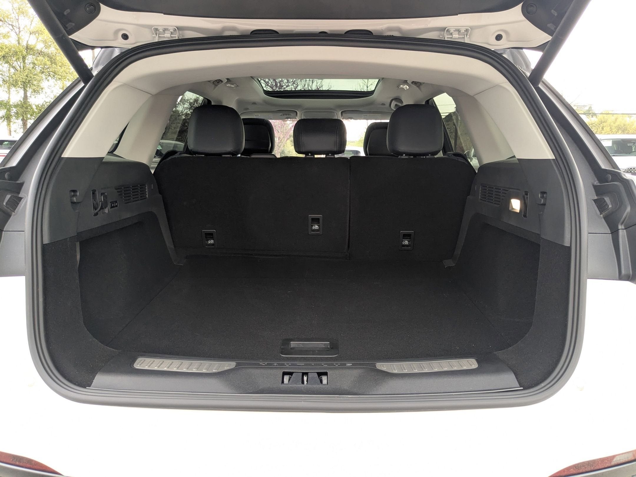 2025 Lincoln Nautilus Reserve