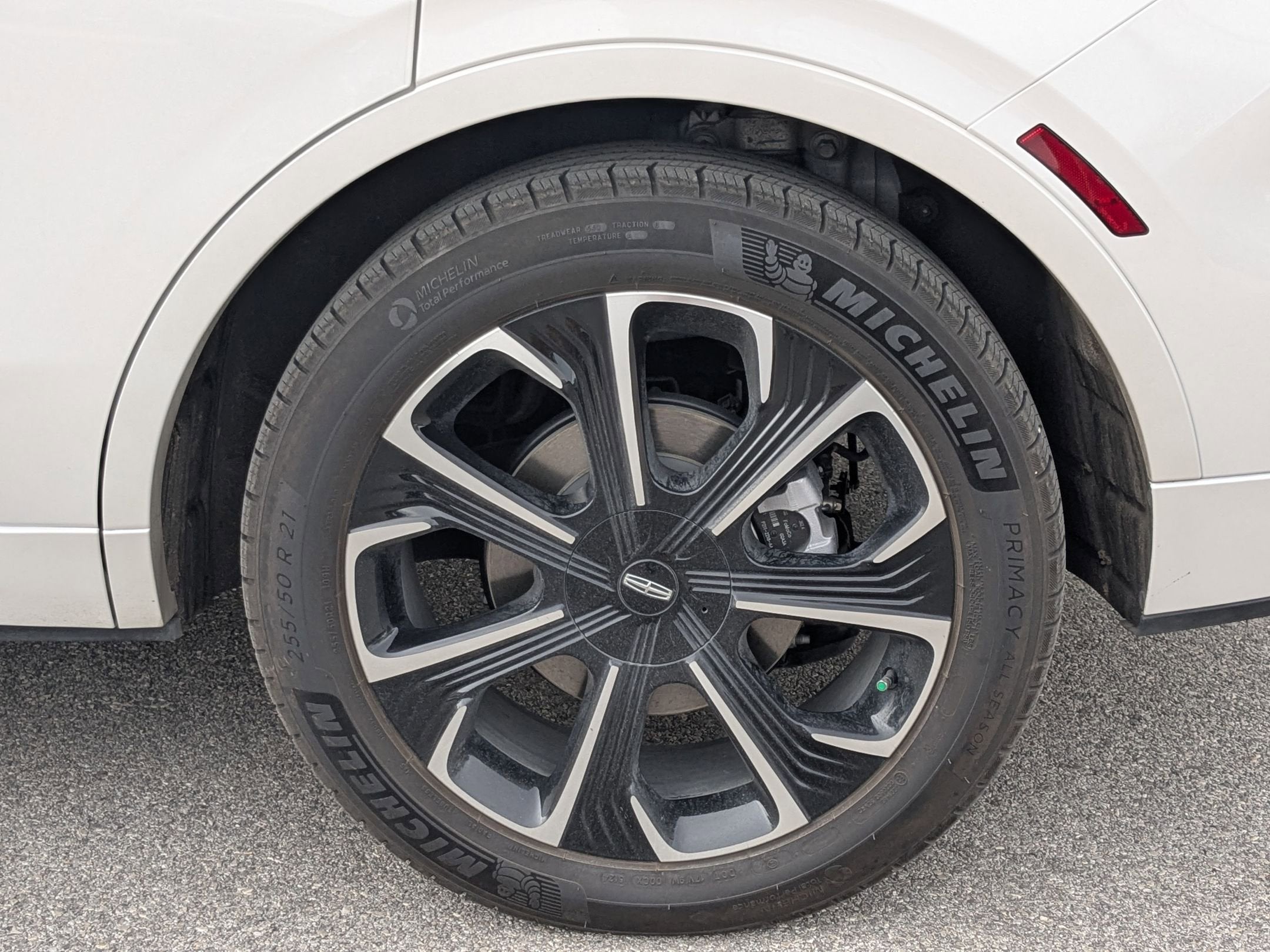 2025 Lincoln Nautilus Reserve