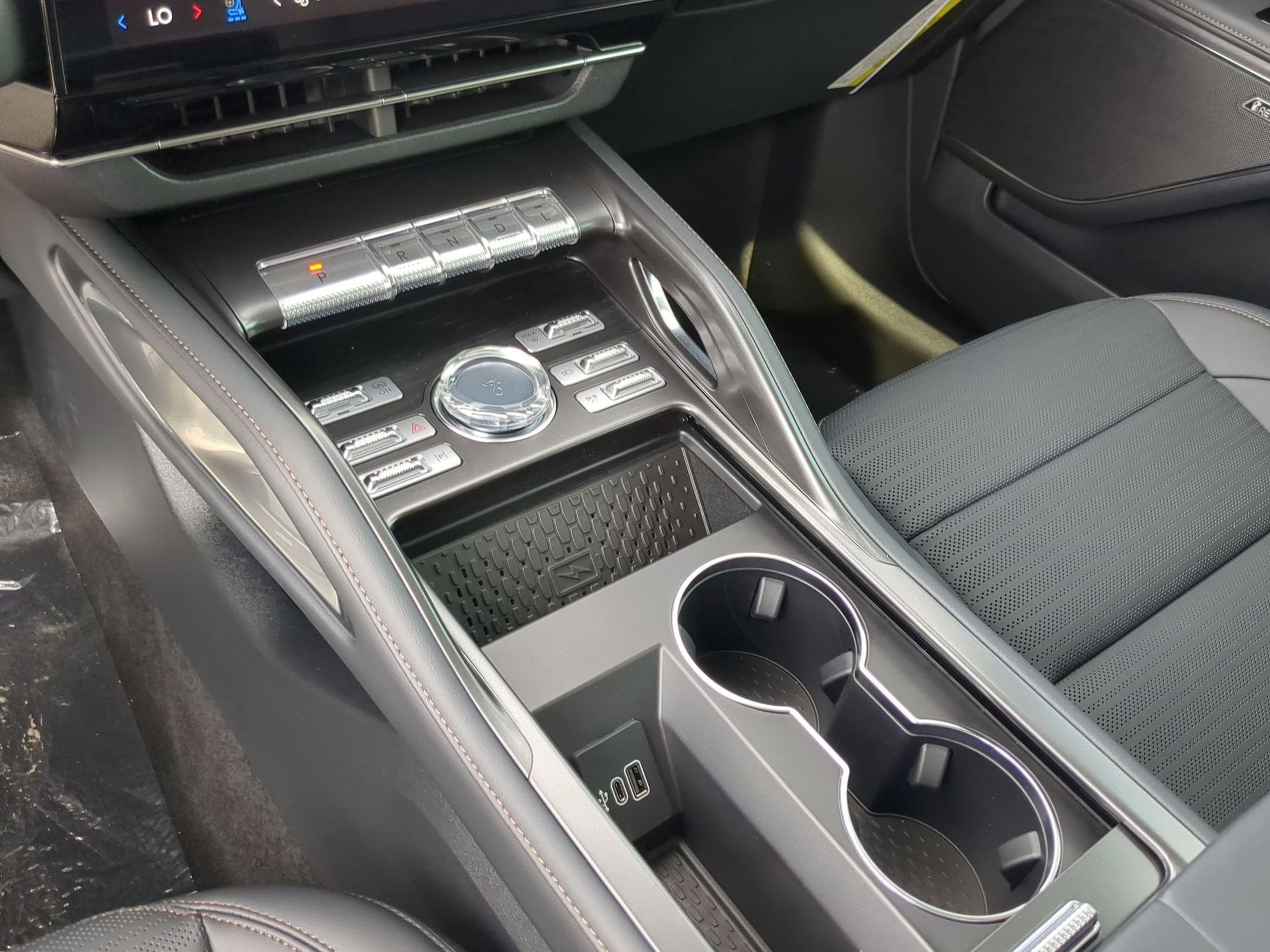 2026 Lincoln Nautilus Reserve Hybrid