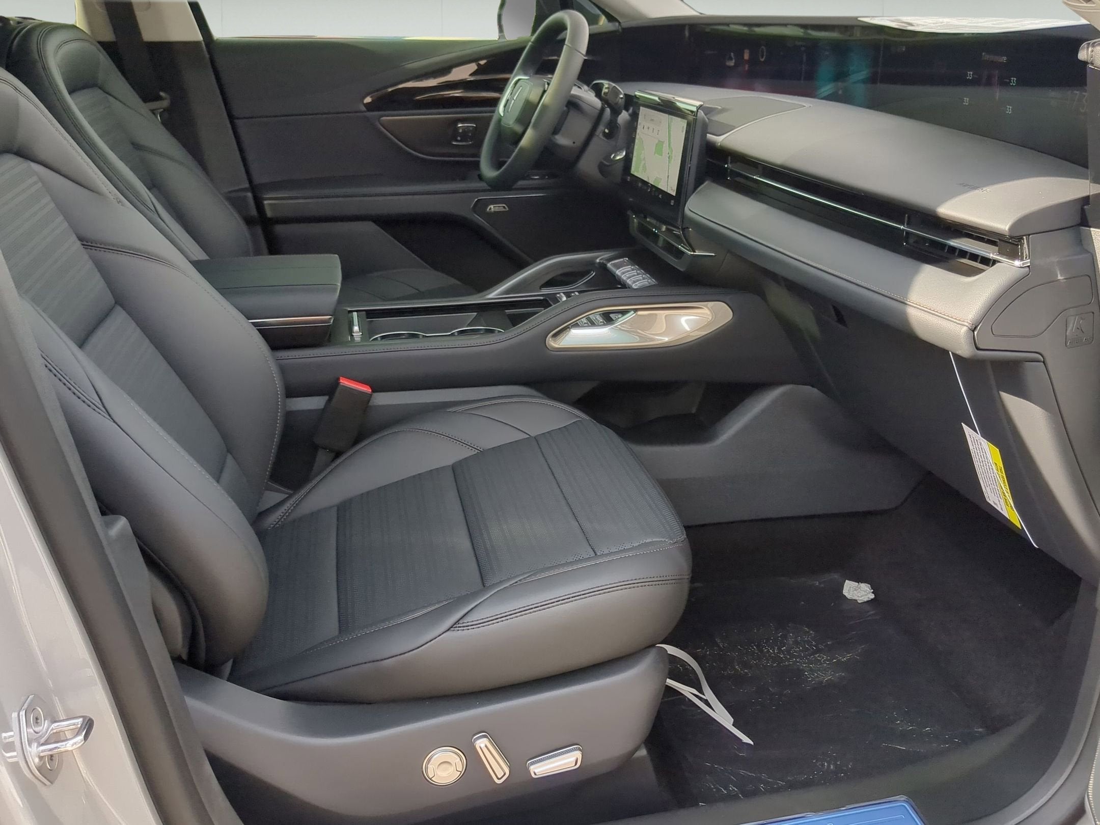 2026 Lincoln Nautilus Reserve Hybrid