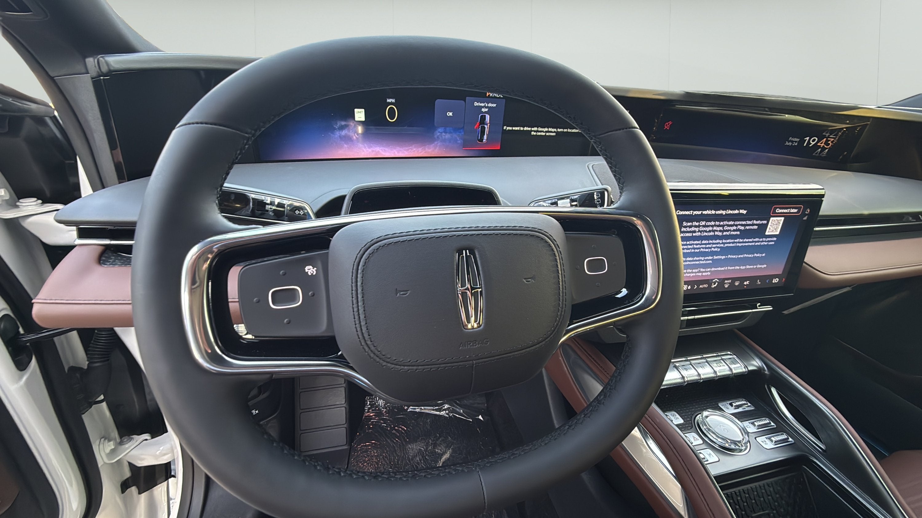 2026 Lincoln Nautilus Reserve Hybrid