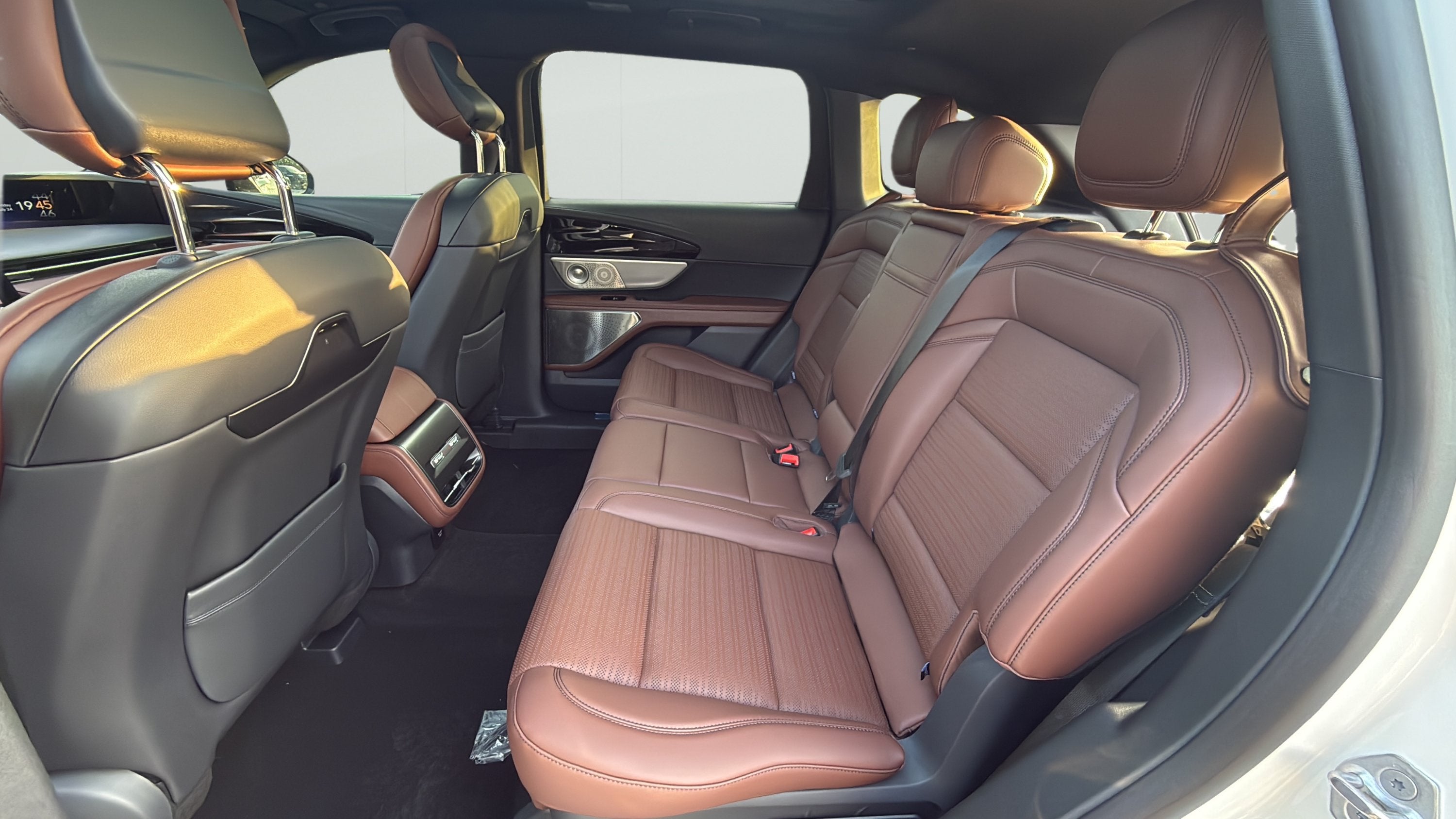 2026 Lincoln Nautilus Reserve Hybrid