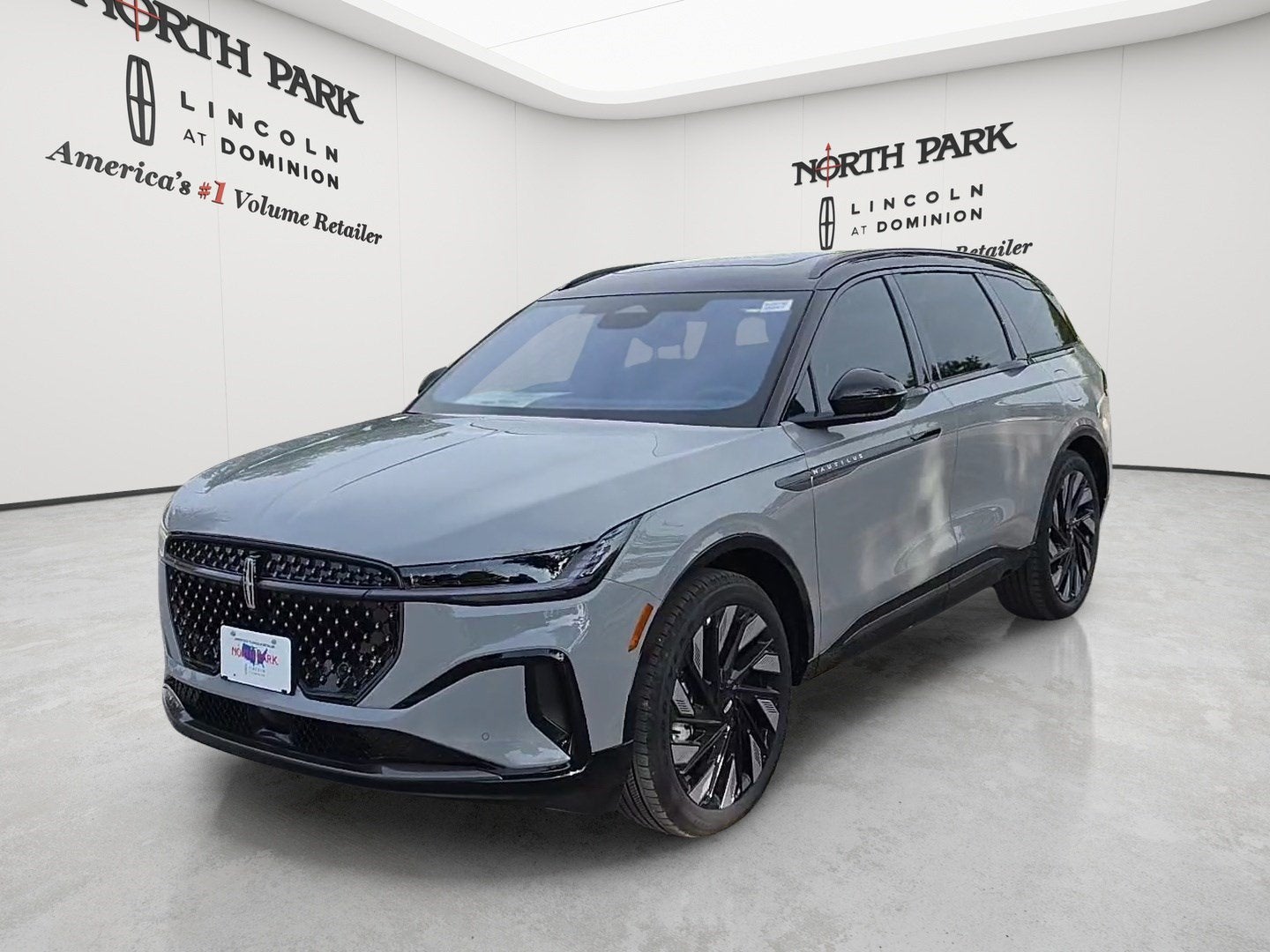 2026 Lincoln Nautilus Reserve Hybrid