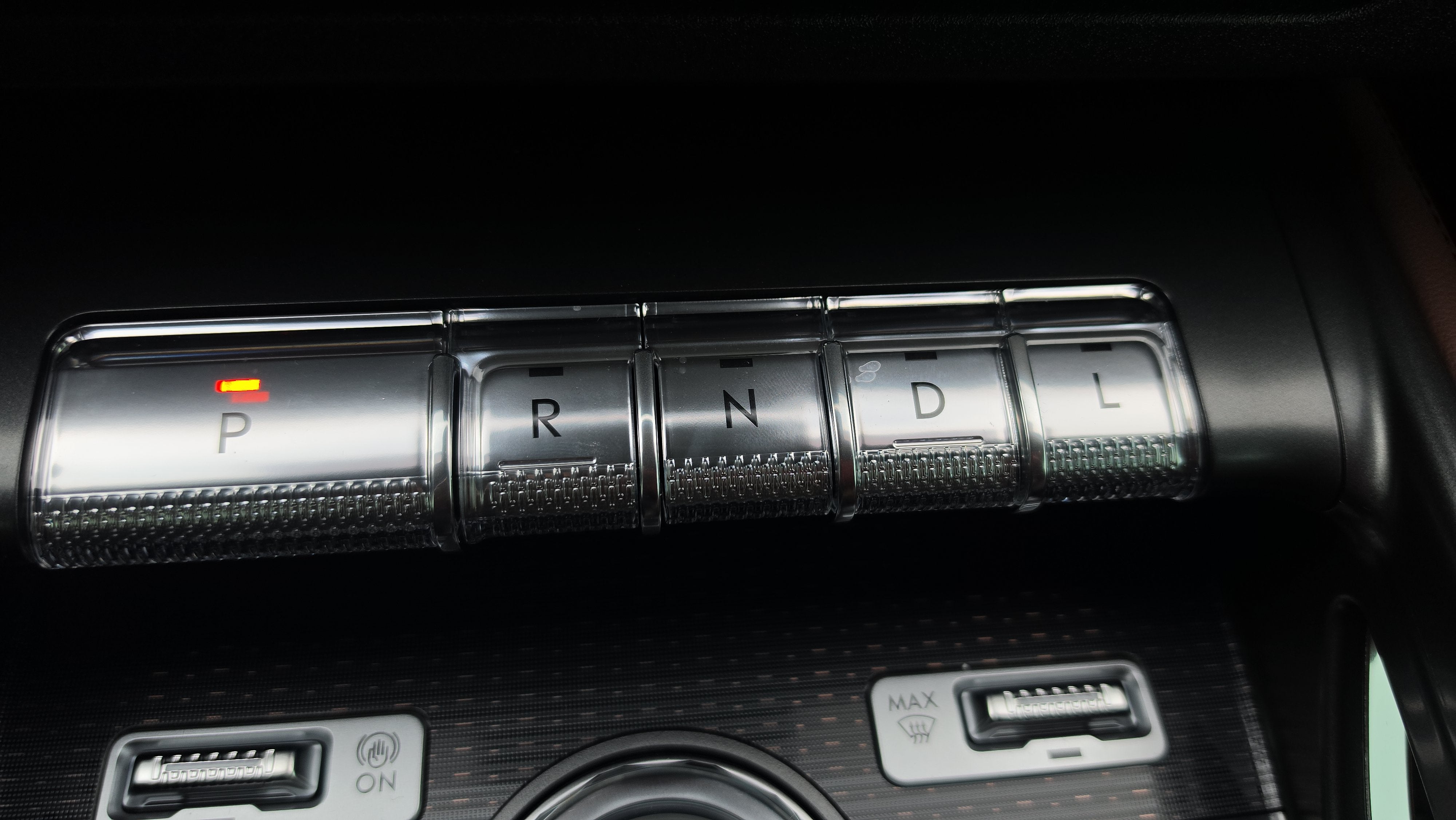 2026 Lincoln Nautilus Reserve Hybrid