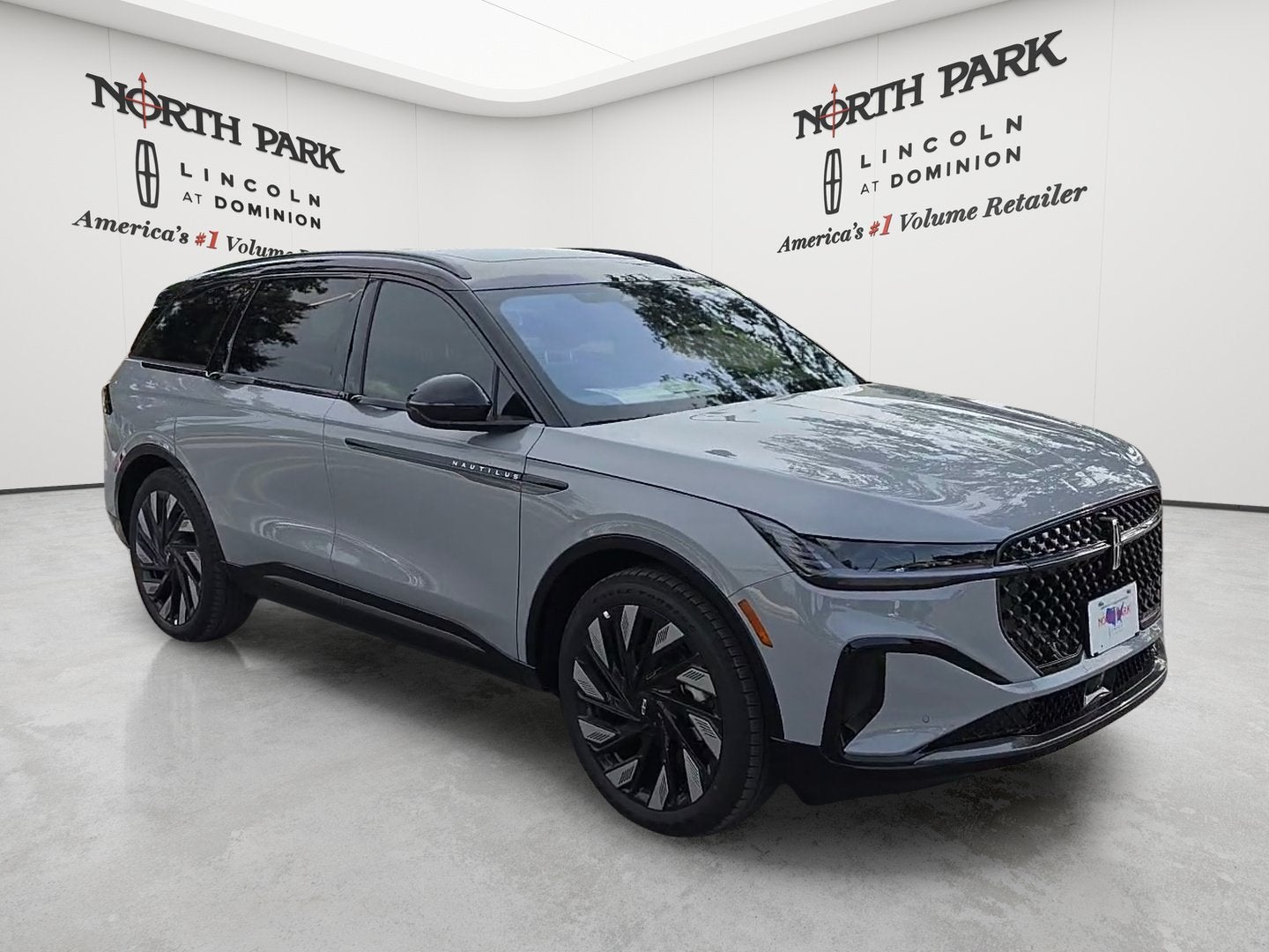 2026 Lincoln Nautilus Reserve Hybrid