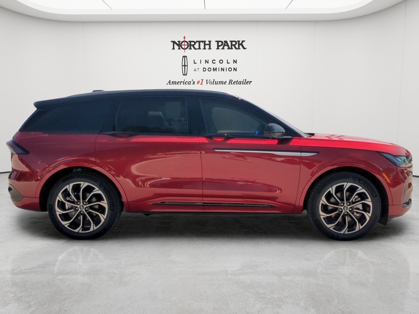 2026 Lincoln Nautilus Reserve Hybrid