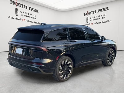 2024 Lincoln Nautilus Reserve