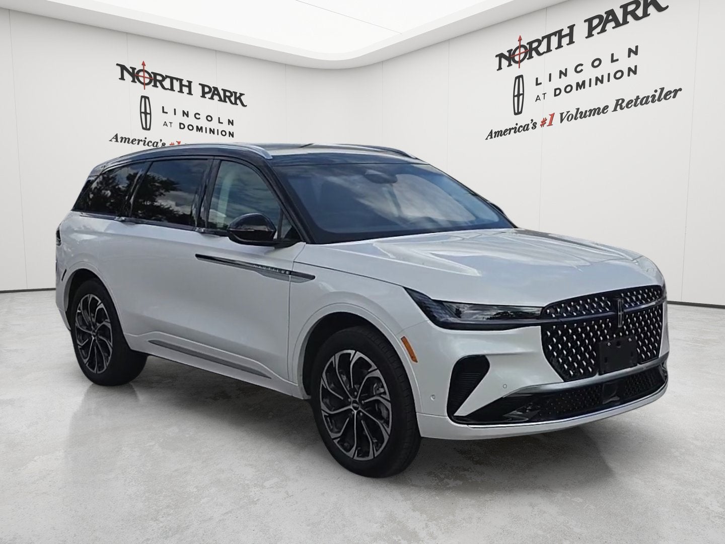 2024 Lincoln Nautilus Reserve