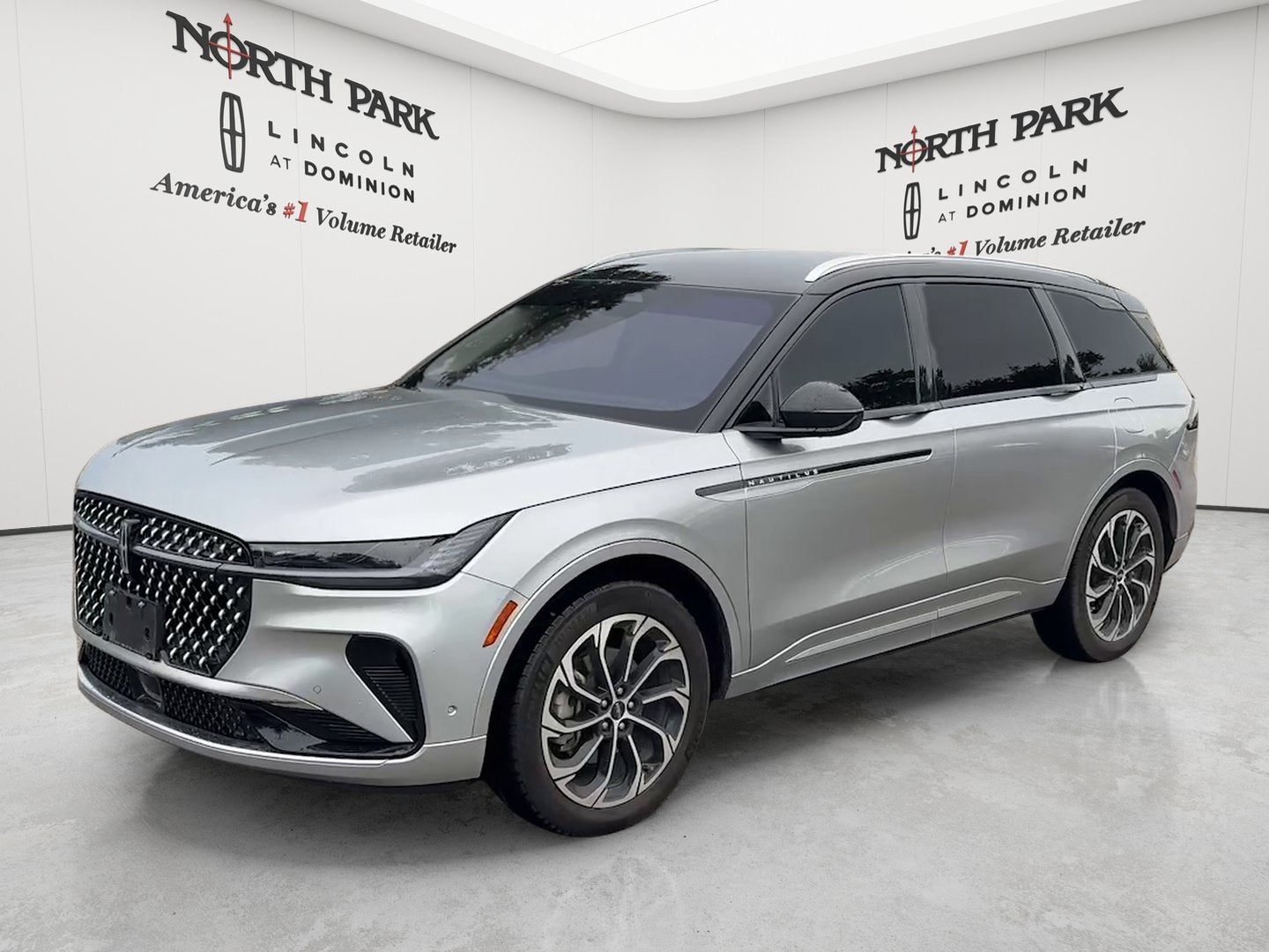 2024 Lincoln Nautilus Reserve
