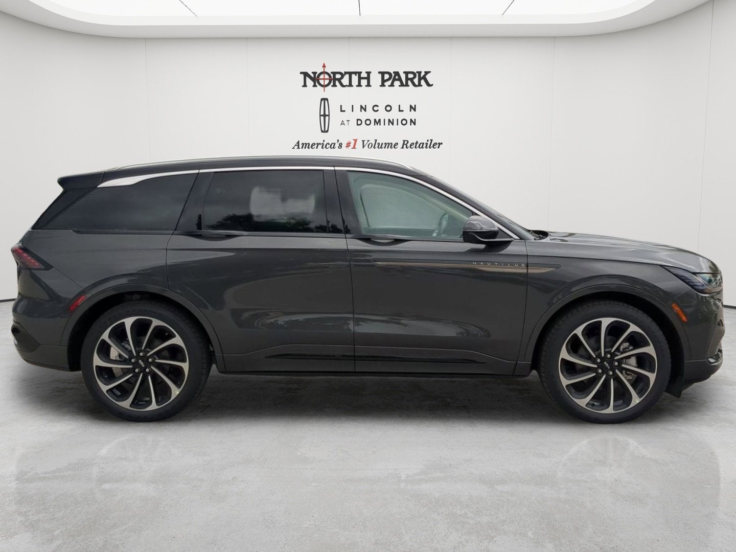 2026 Lincoln Nautilus Black Label Hybrid