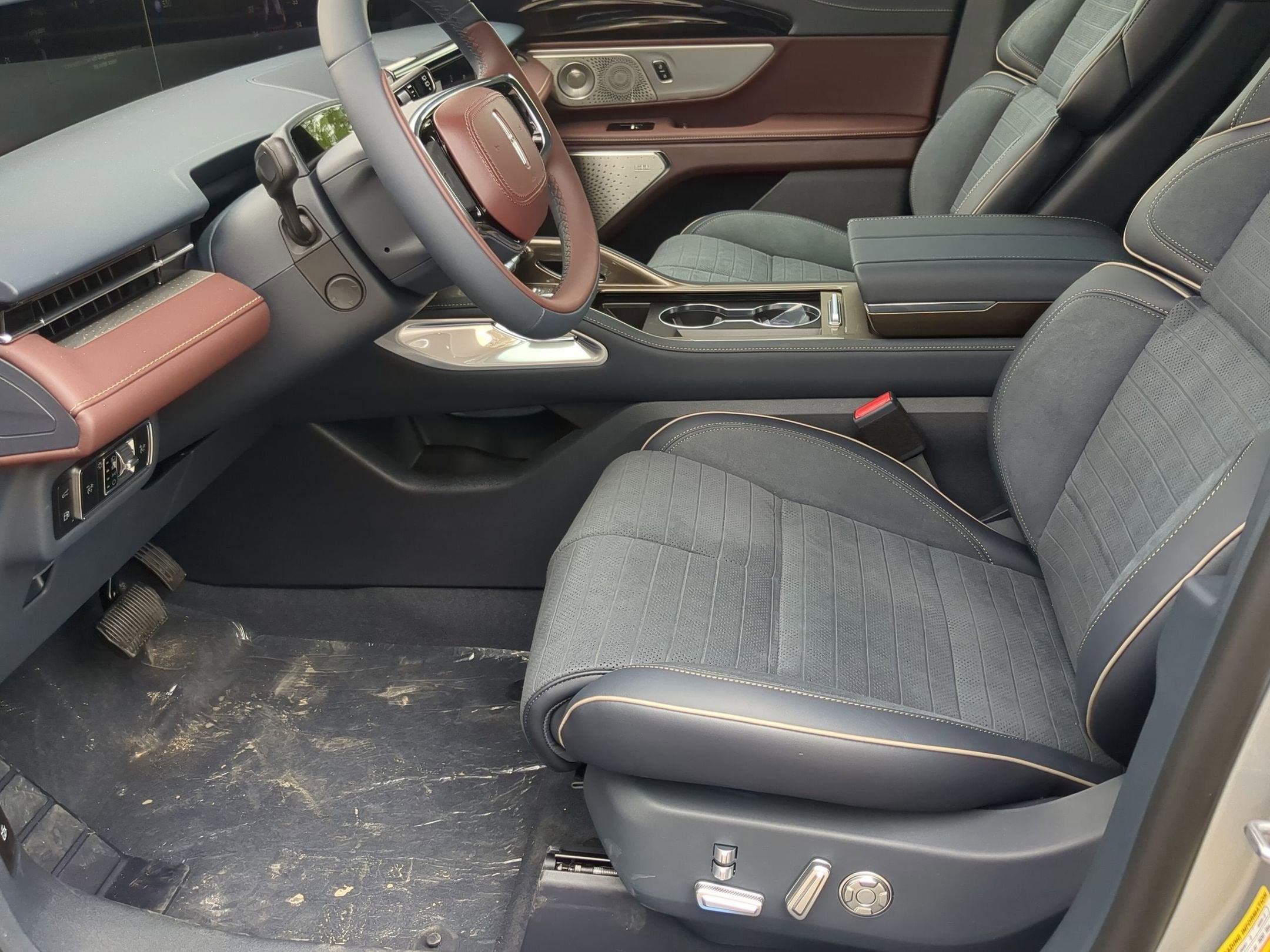 2026 Lincoln Nautilus Black Label Hybrid