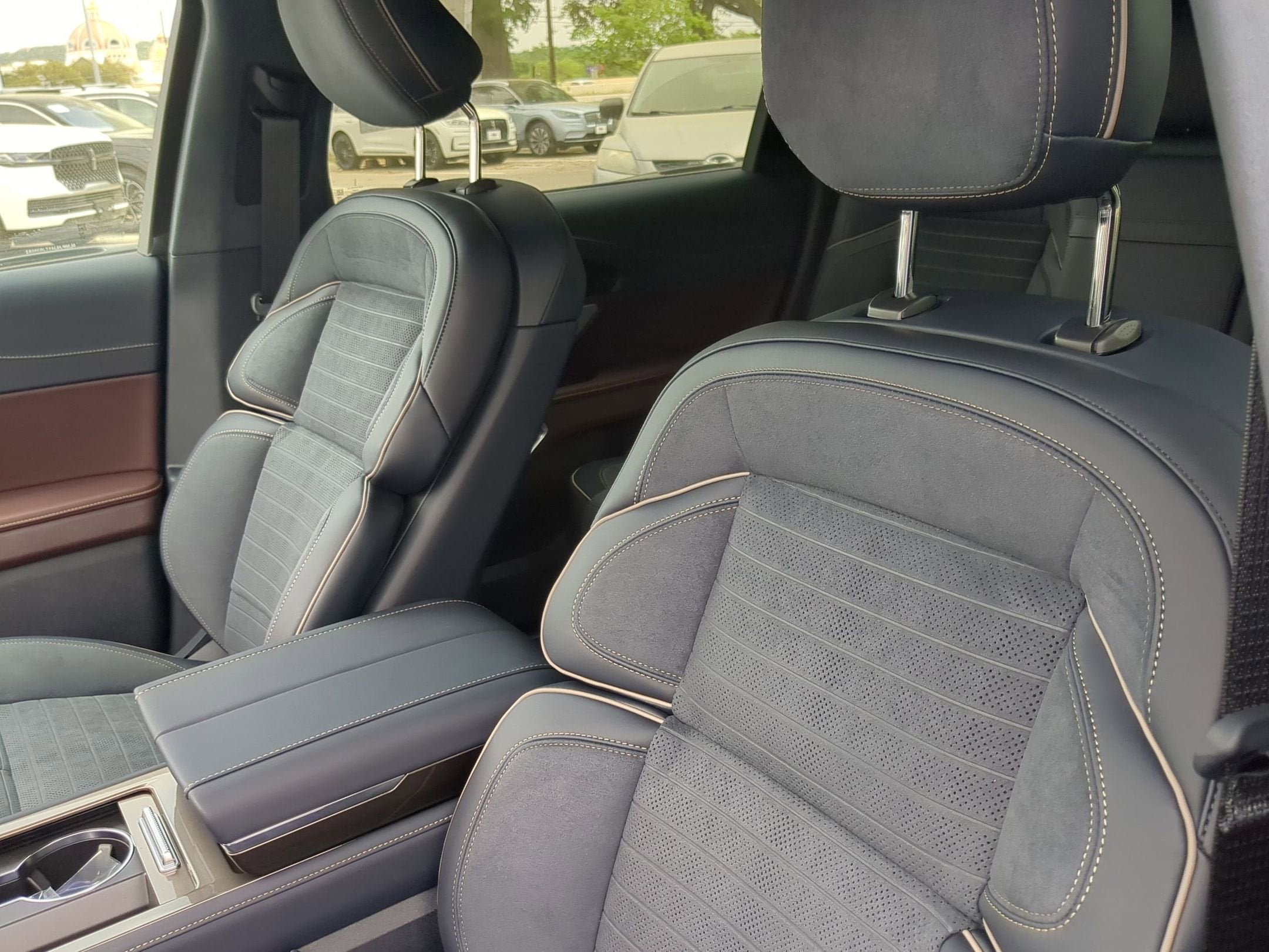 2026 Lincoln Nautilus Black Label Hybrid