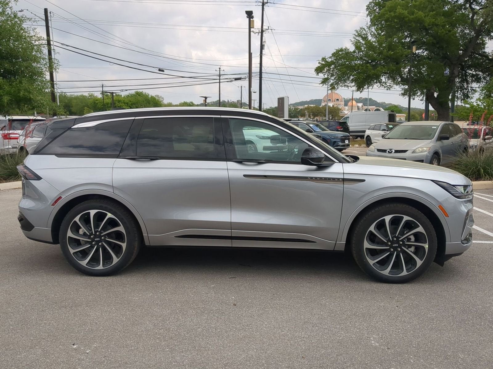 2026 Lincoln Nautilus Black Label Hybrid