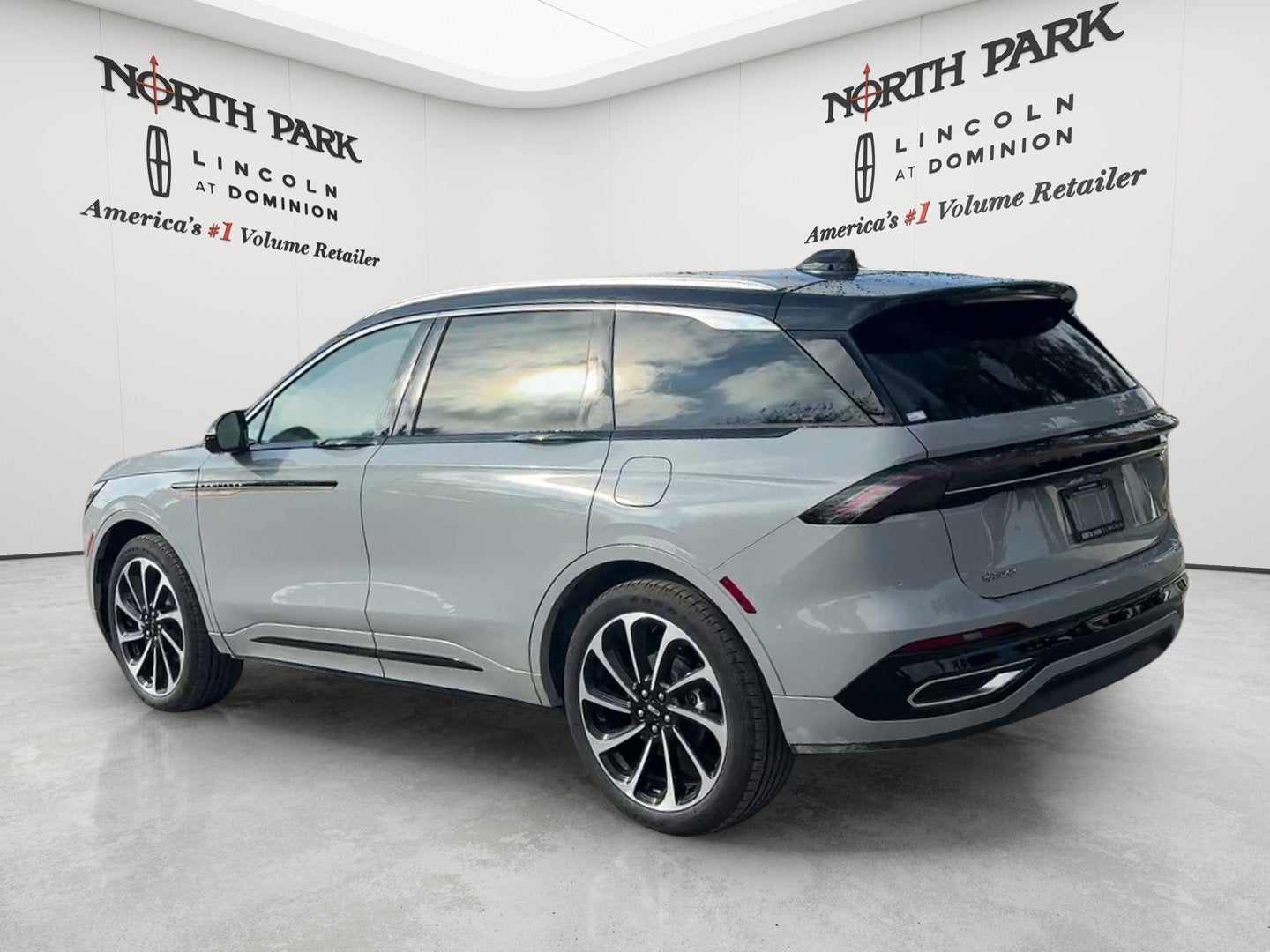 2026 Lincoln Nautilus Black Label Hybrid