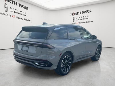 2026 Lincoln Nautilus Black Label Hybrid