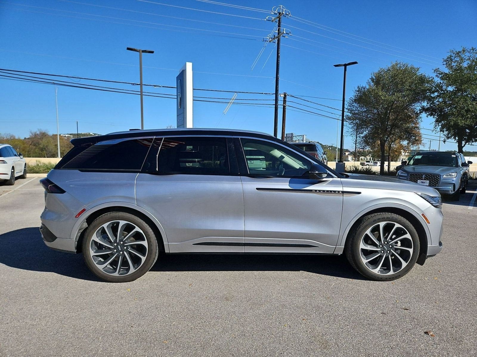 2025 Lincoln Nautilus Black Label