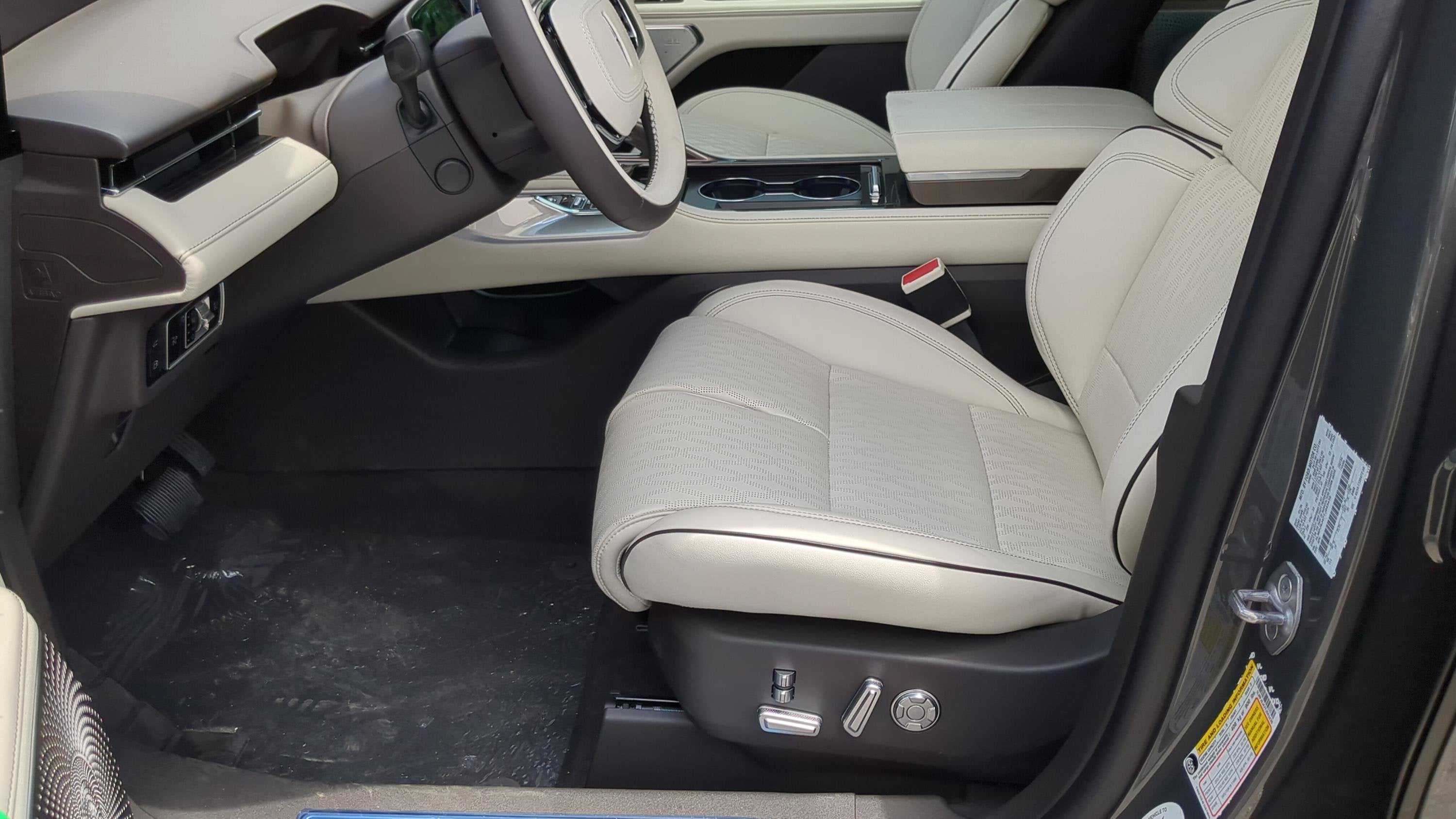 2026 Lincoln Nautilus Black Label Hybrid