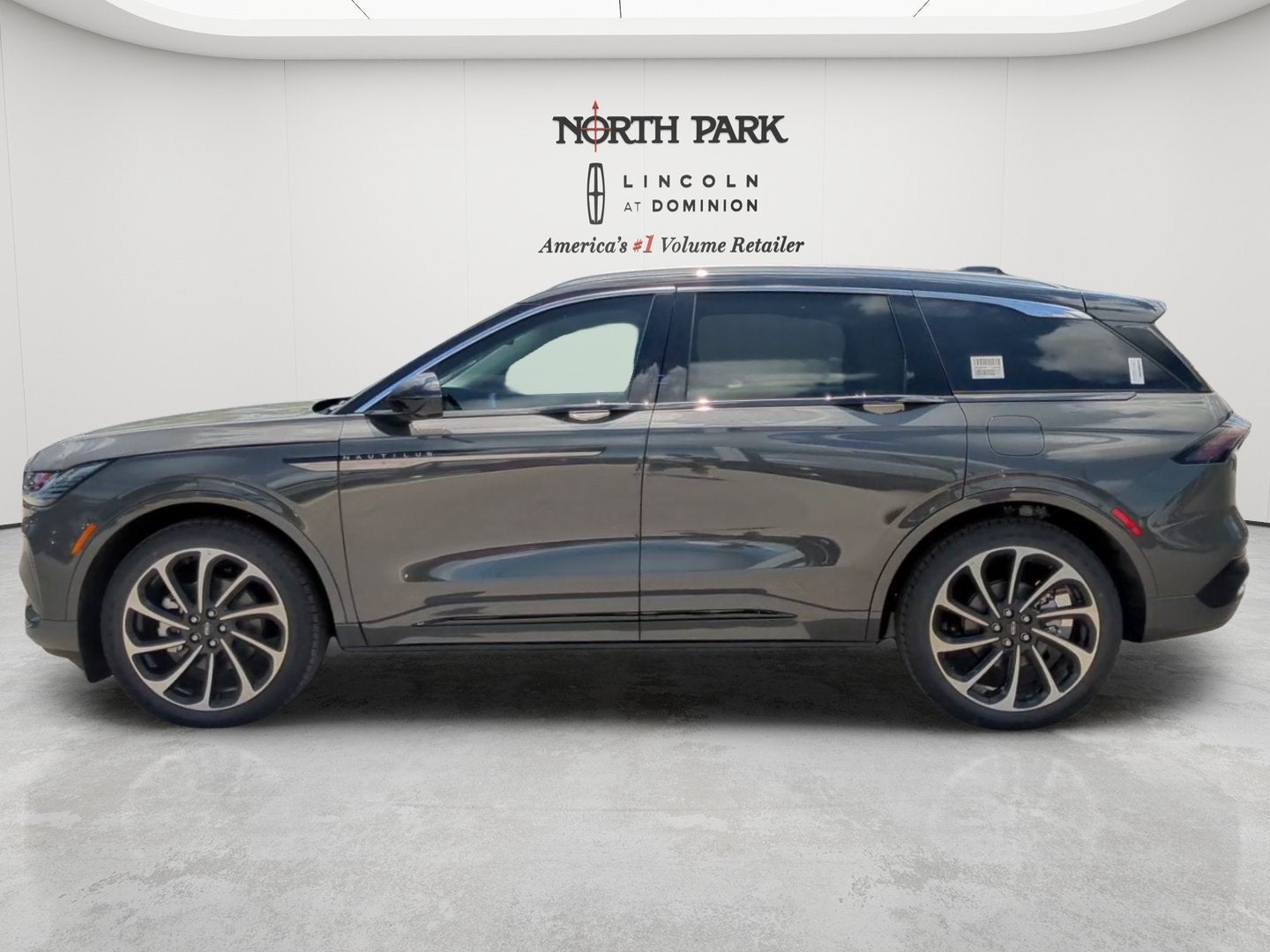 2026 Lincoln Nautilus Black Label Hybrid