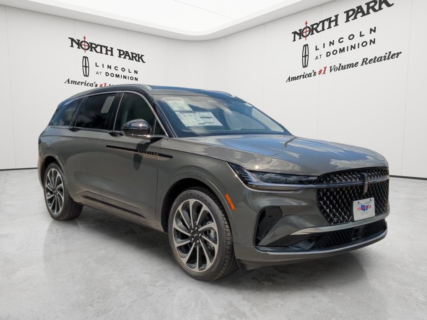 2026 Lincoln Nautilus Black Label Hybrid