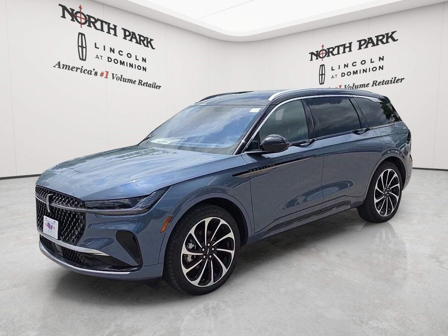 2026 Lincoln Nautilus Black Label Hybrid