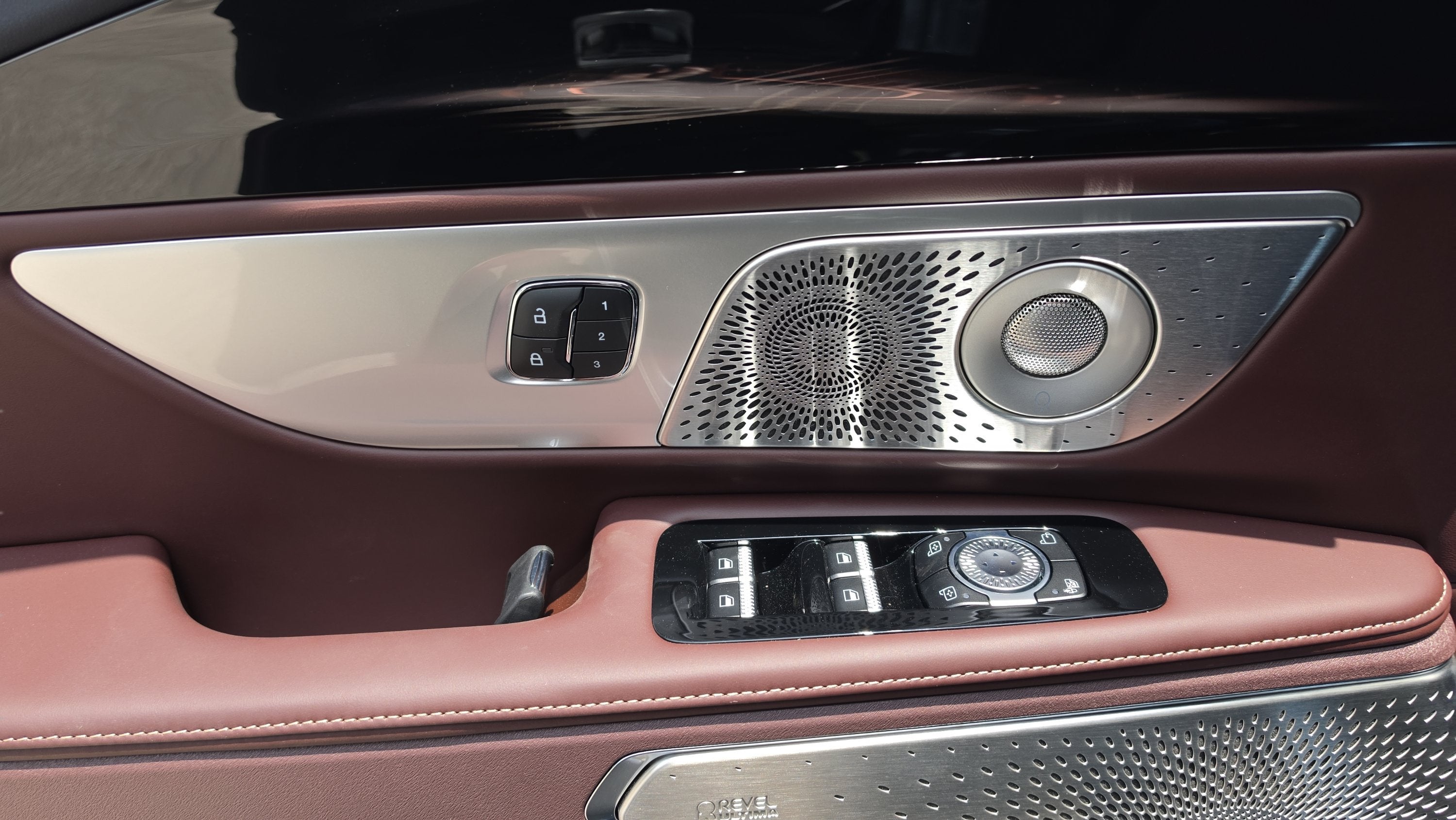 2026 Lincoln Nautilus Black Label Hybrid