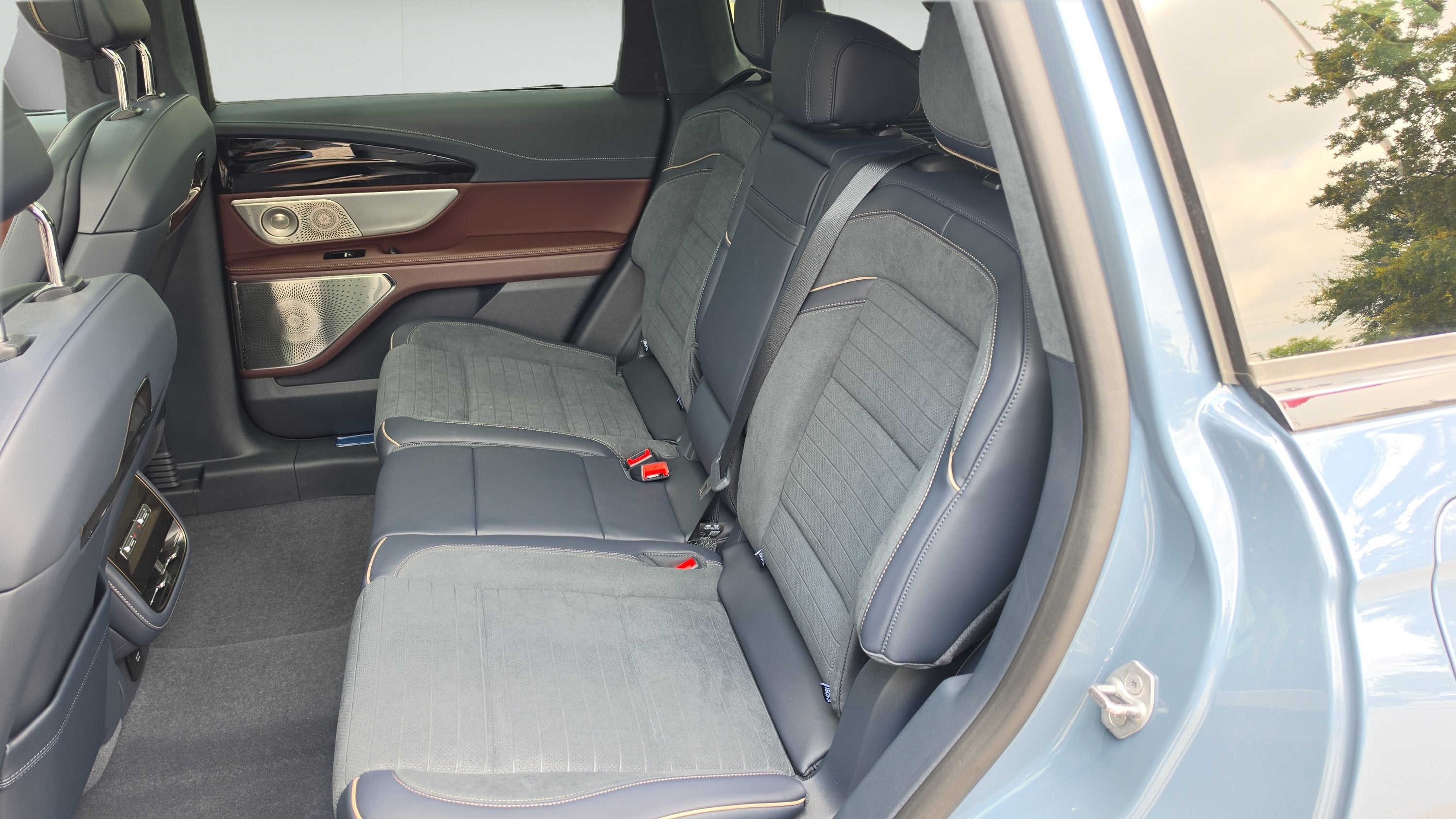 2026 Lincoln Nautilus Black Label Hybrid