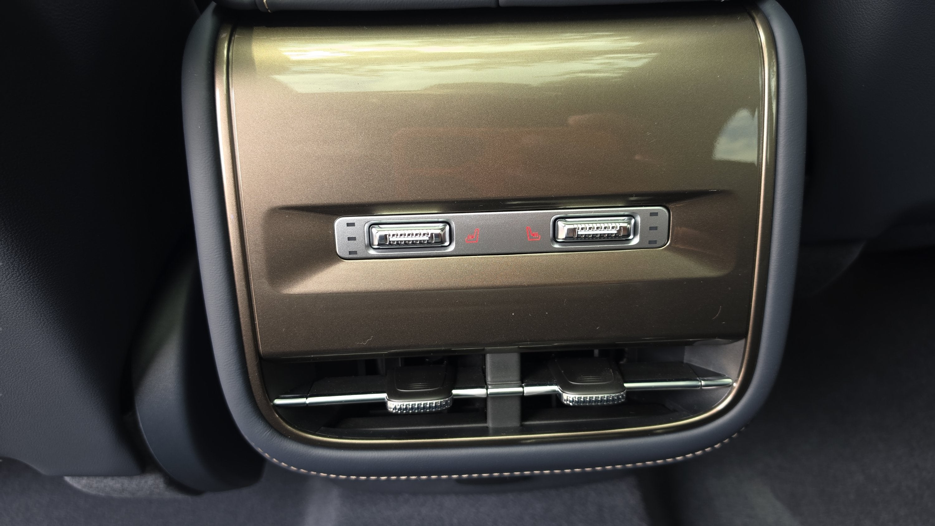 2026 Lincoln Nautilus Black Label Hybrid
