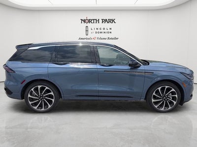 2026 Lincoln Nautilus Black Label Hybrid