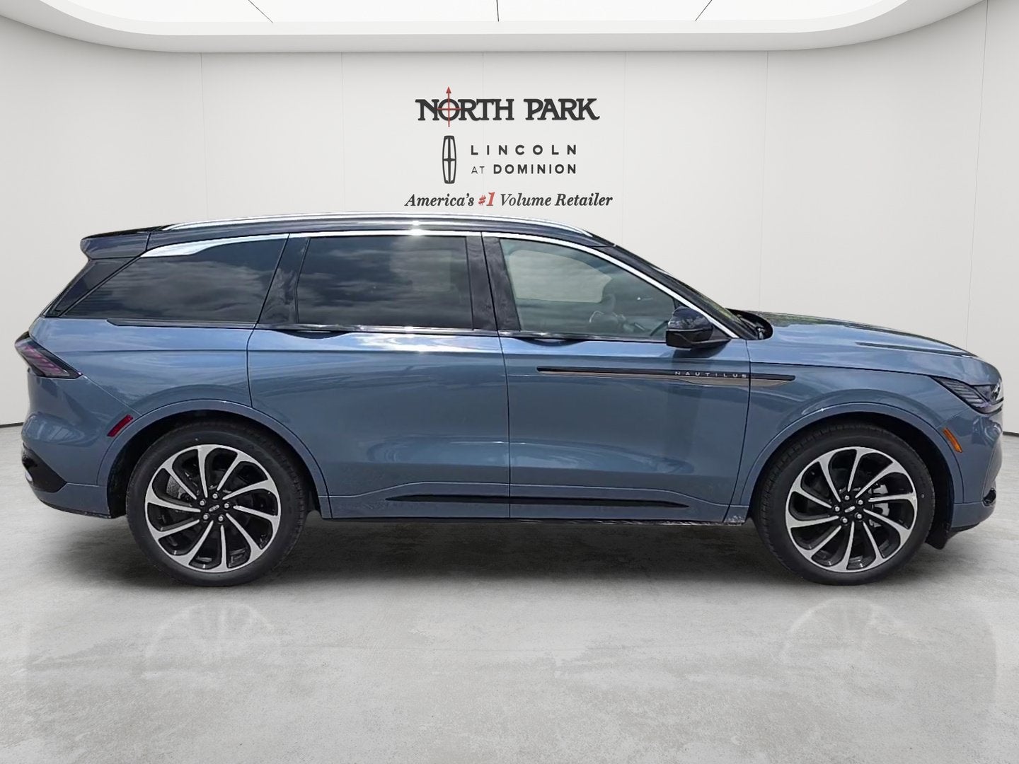2026 Lincoln Nautilus Black Label Hybrid