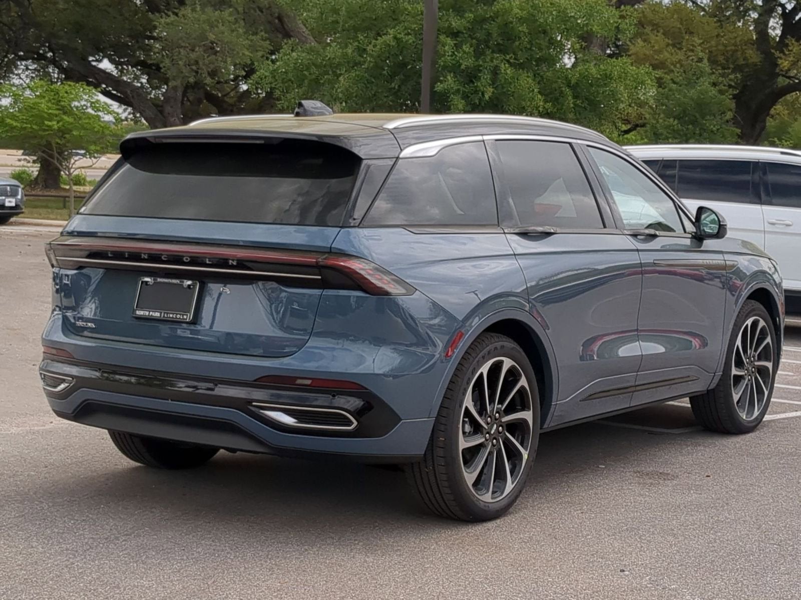 2026 Lincoln Nautilus Black Label Hybrid