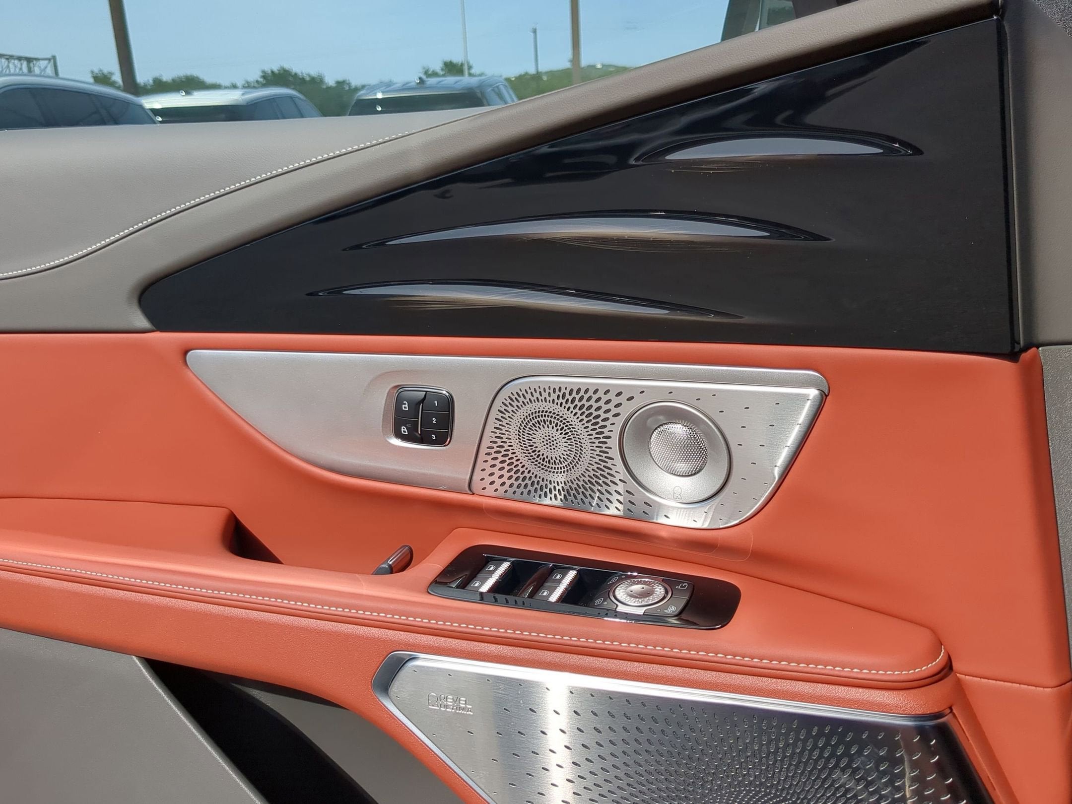 2025 Lincoln Nautilus Black Label