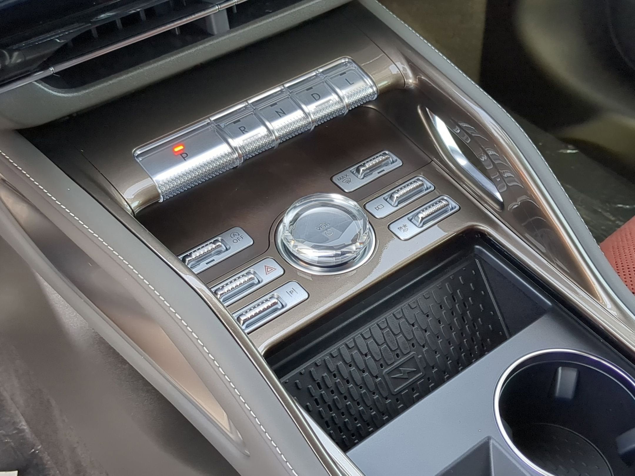 2025 Lincoln Nautilus Black Label