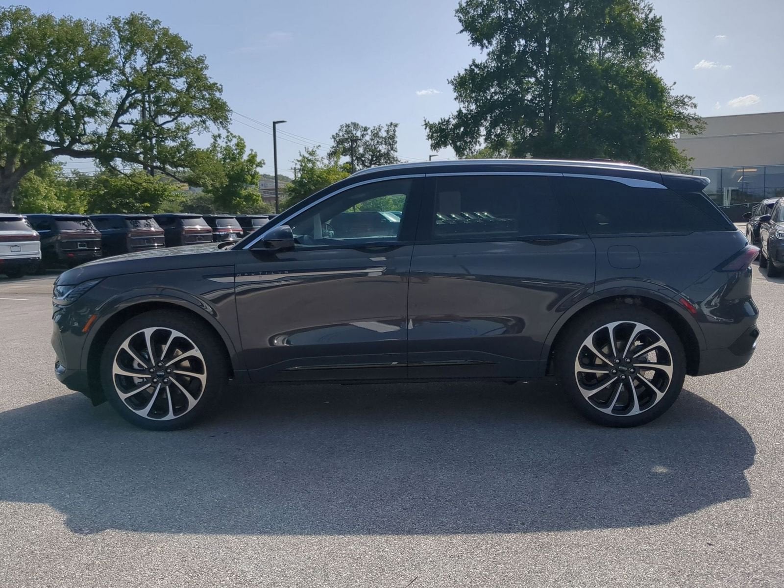 2025 Lincoln Nautilus Black Label