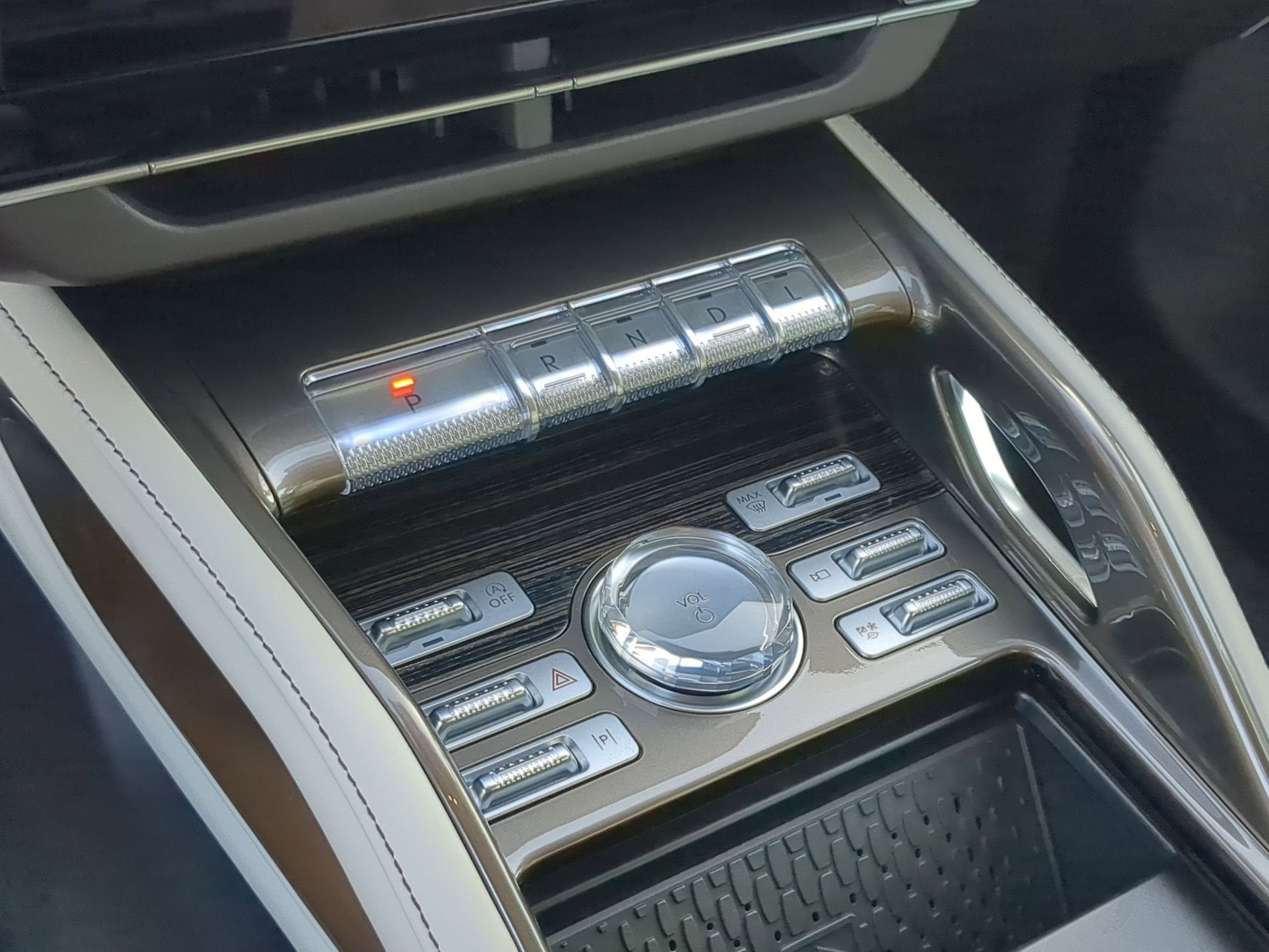 2026 Lincoln Nautilus Black Label