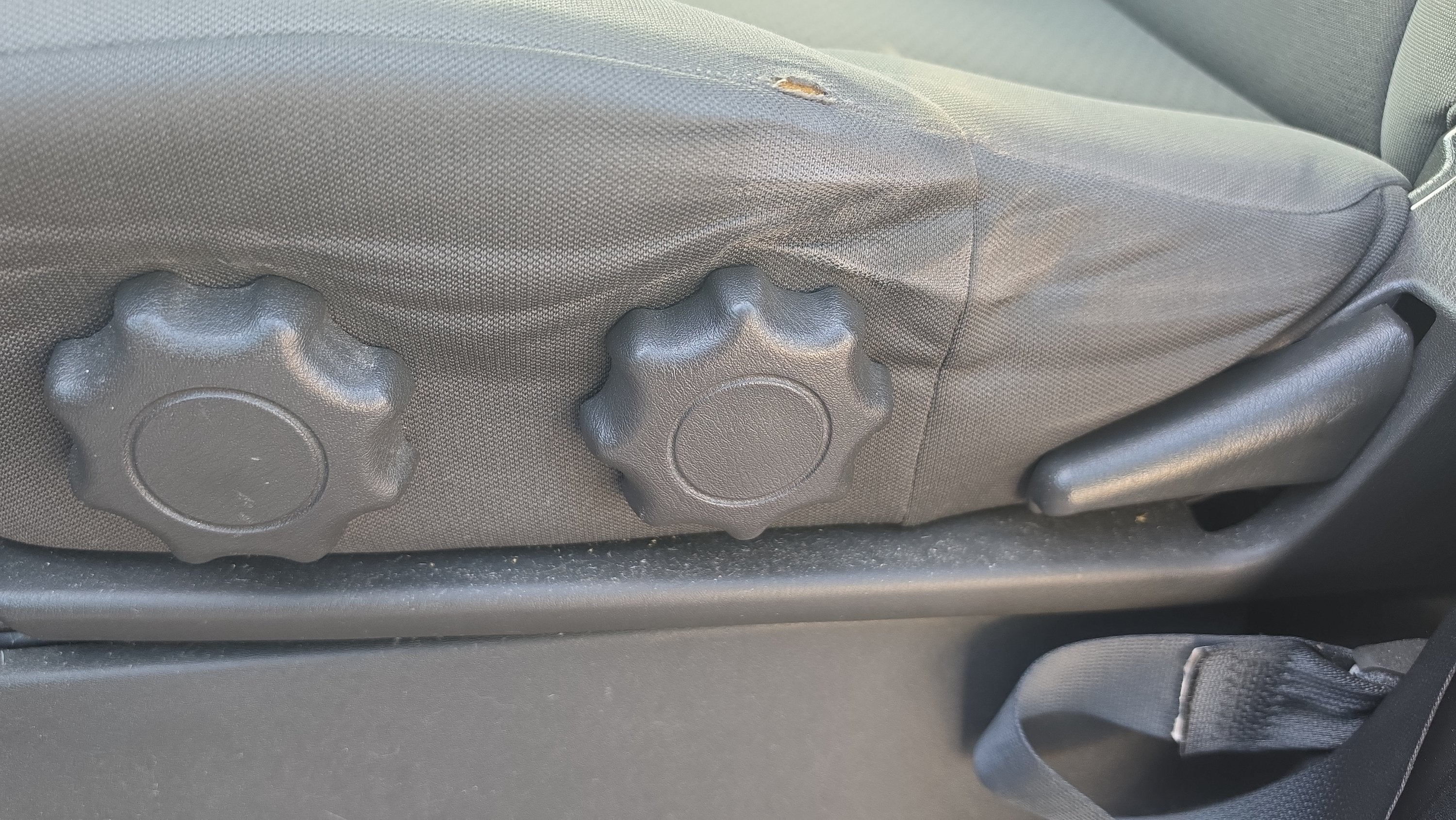 2010 Nissan Xterra S