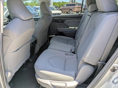 2022 Toyota Highlander L