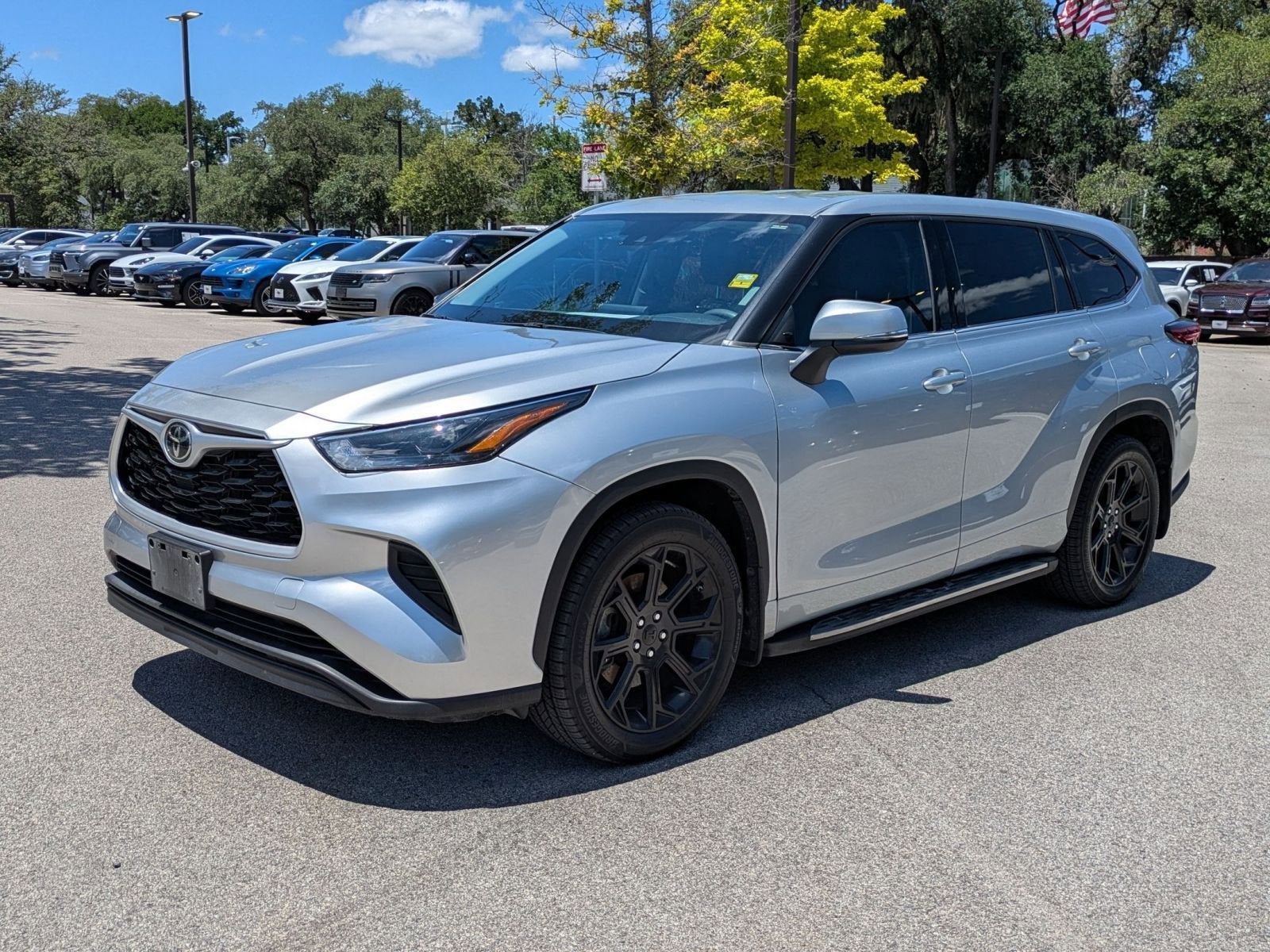 2022 Toyota Highlander L