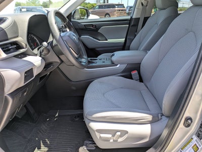 2022 Toyota Highlander L