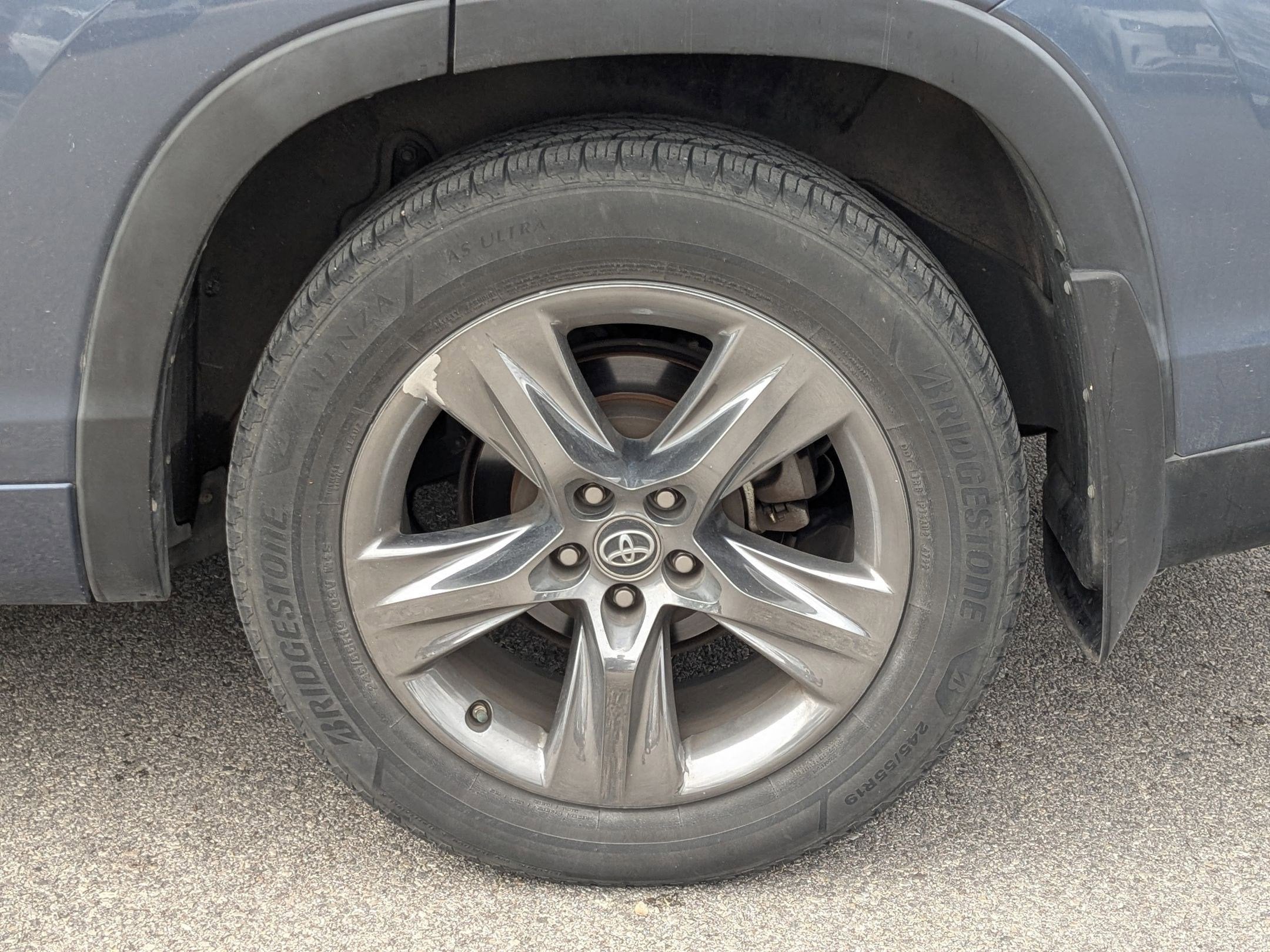 2019 Toyota Highlander Limited Platinum