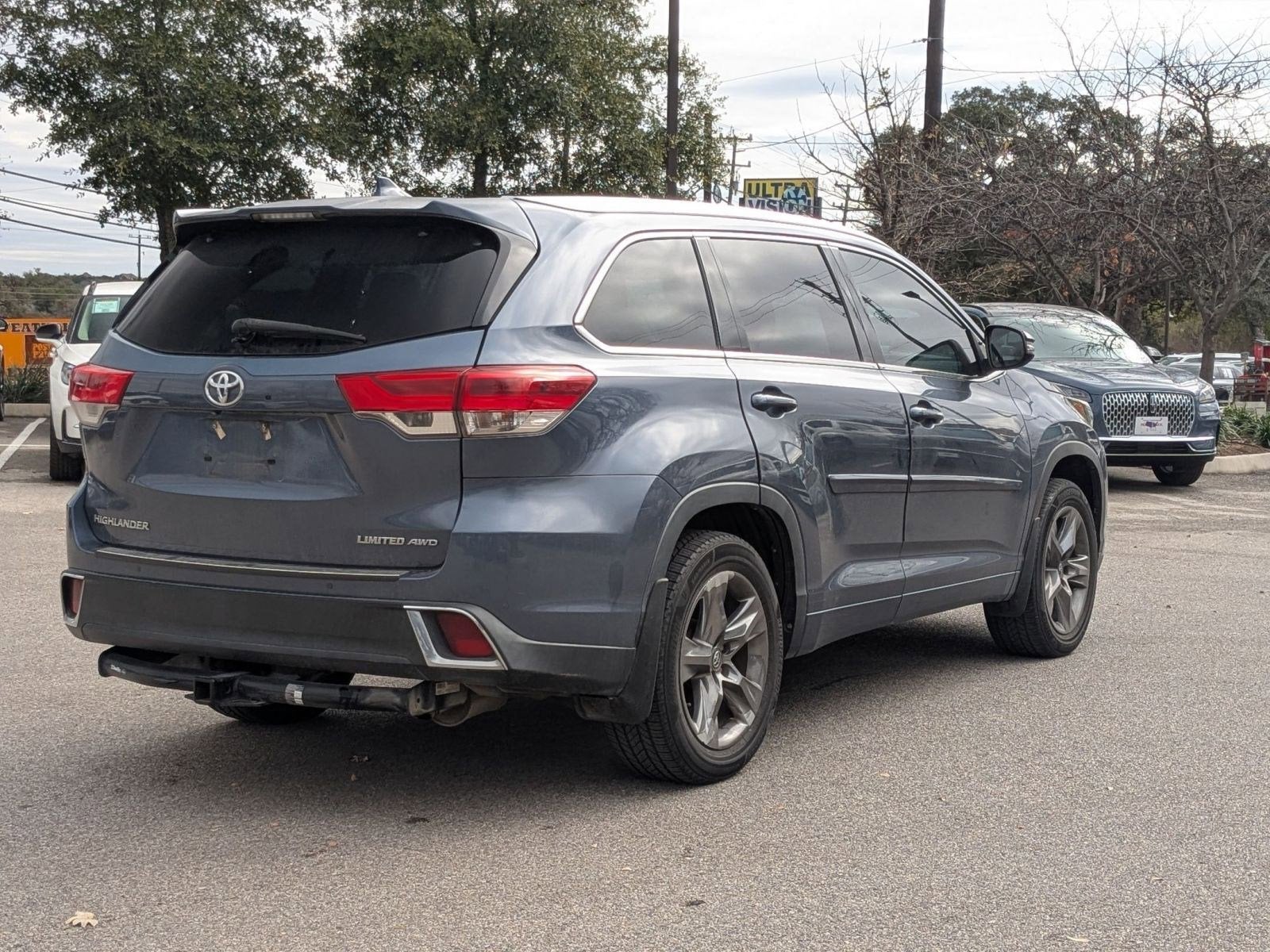 2019 Toyota Highlander Limited Platinum