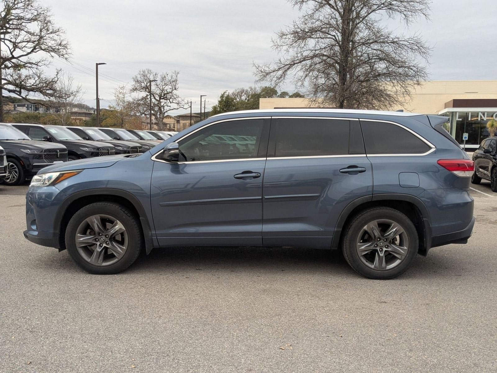 2019 Toyota Highlander Limited Platinum