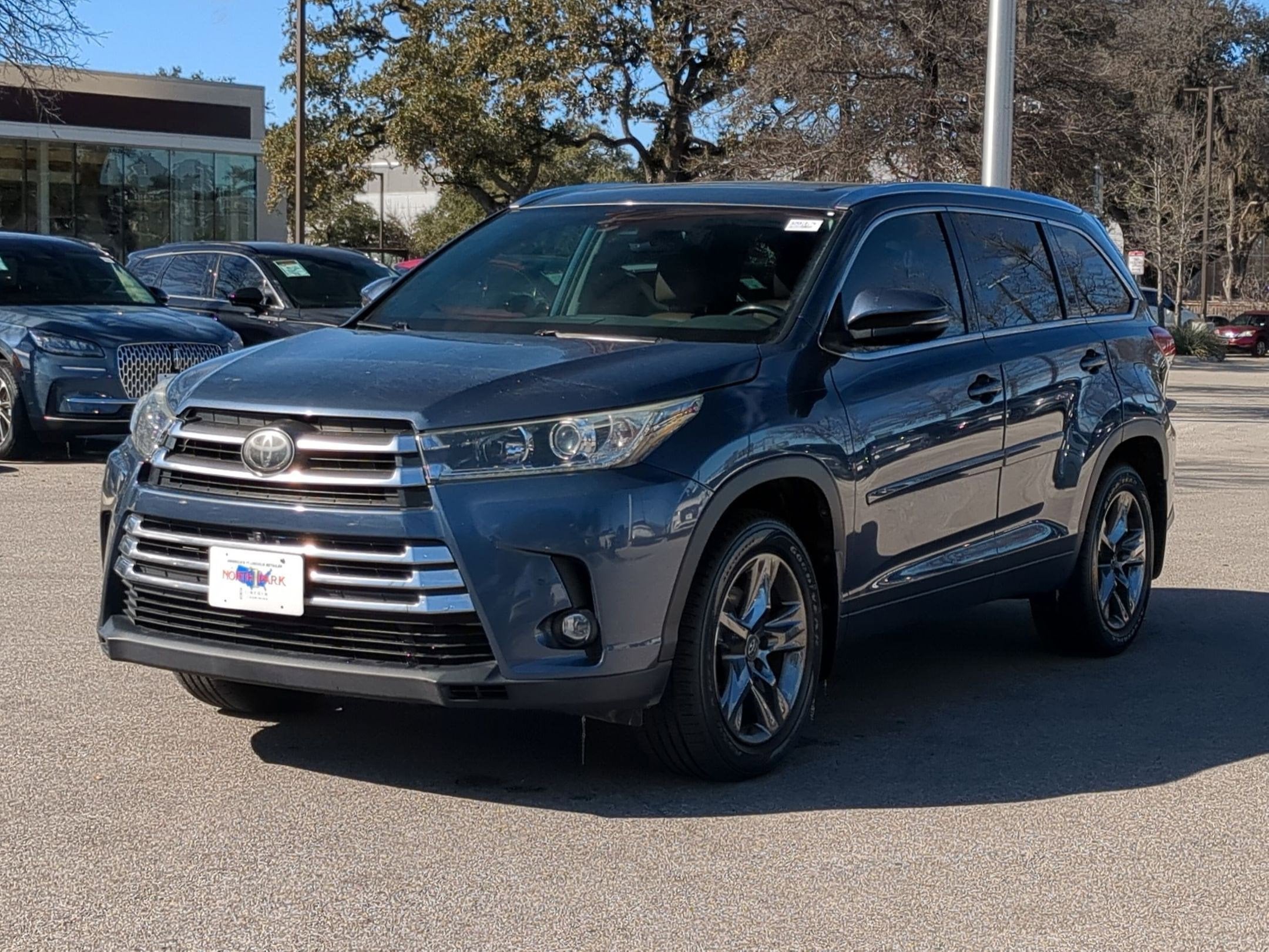 2019 Toyota Highlander Limited Platinum