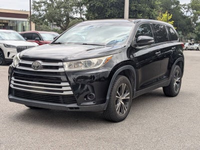 2019 Toyota Highlander LE