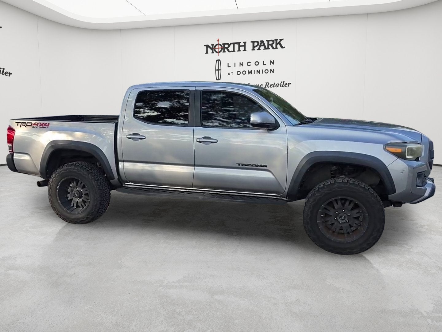 2017 Toyota Tacoma TRD Off-Road