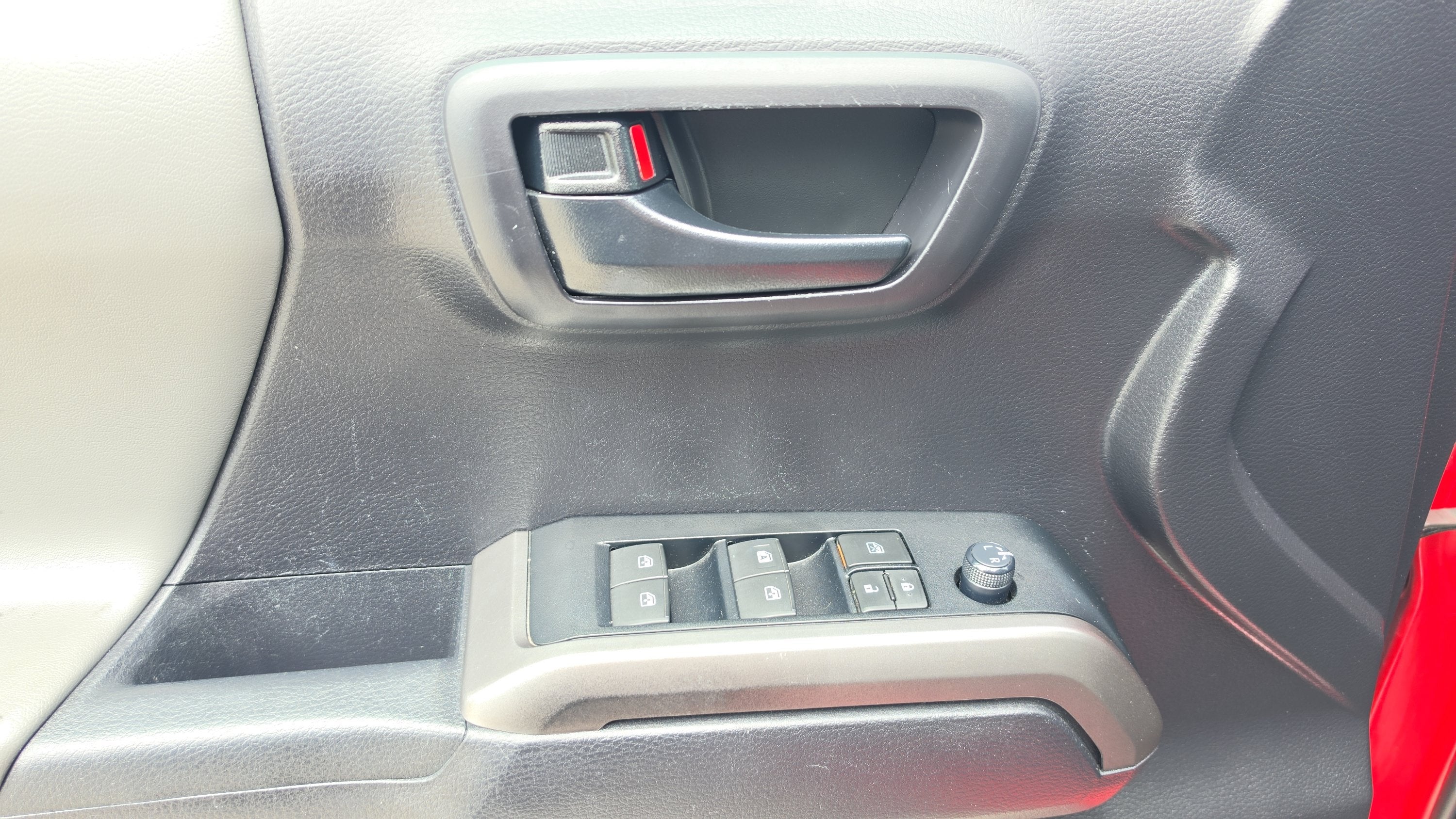 2021 Toyota Tacoma 4WD SR5
