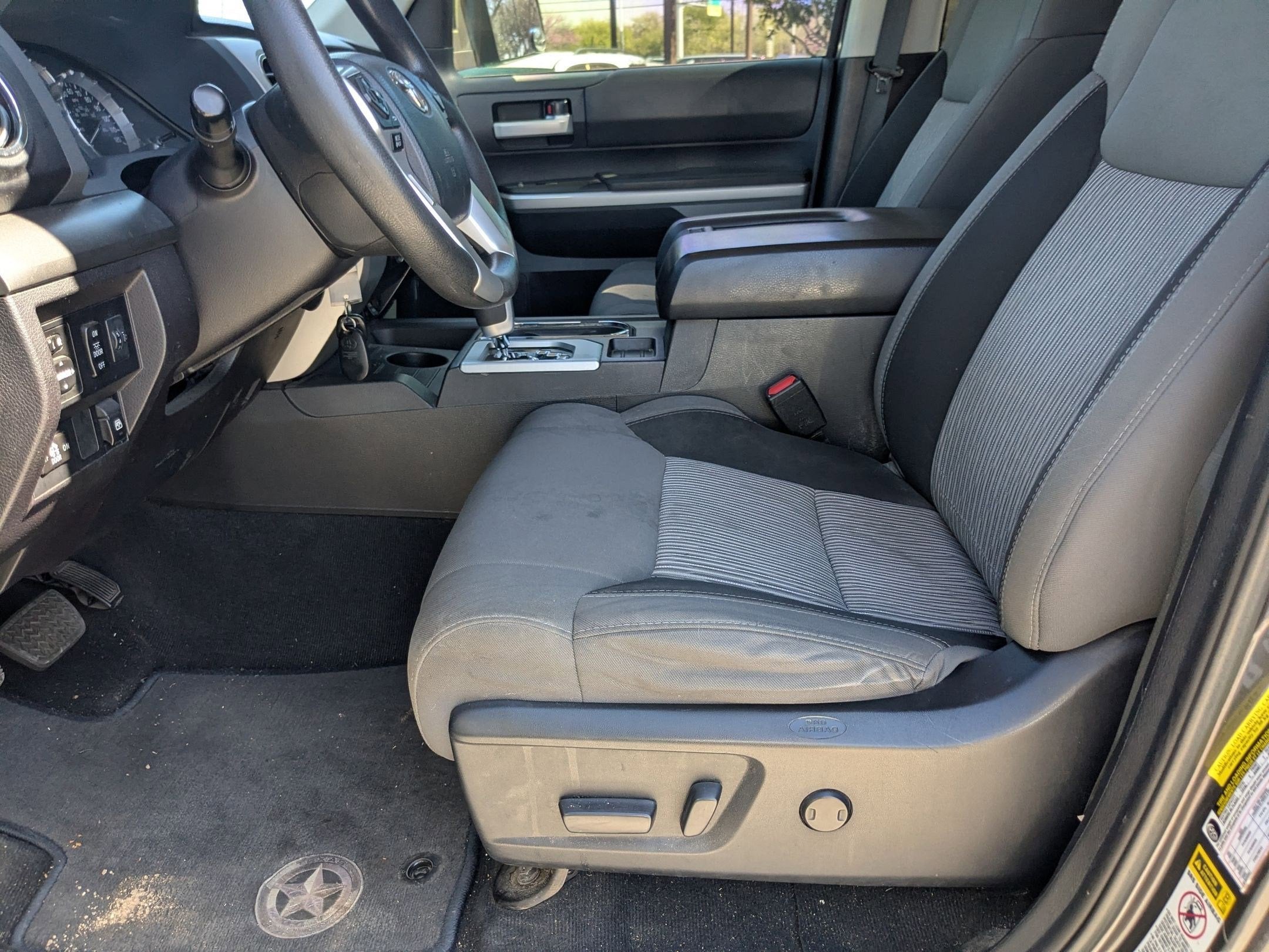 2016 Toyota Tundra 2WD Truck SR5